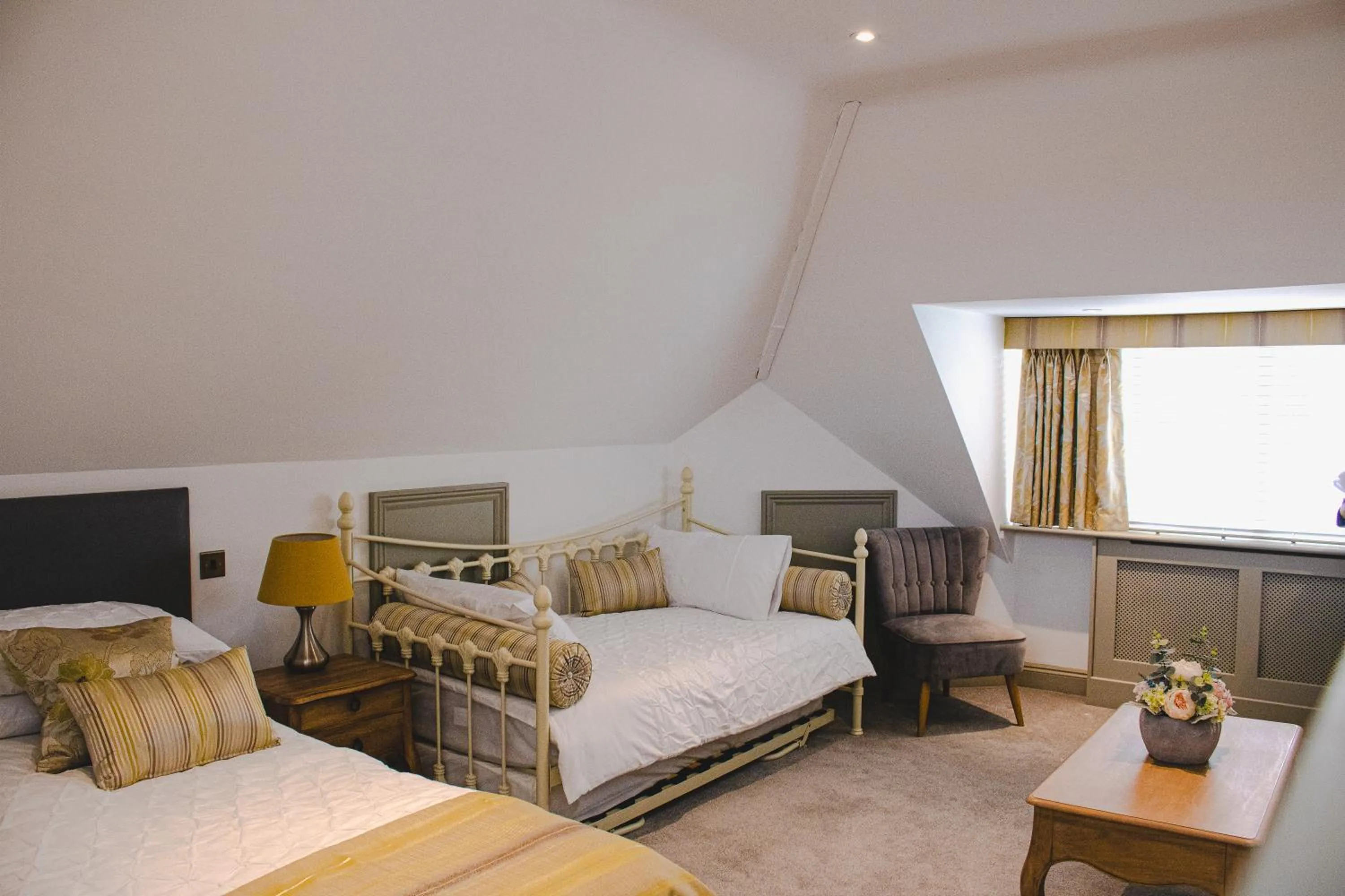 Bedroom, Bed in The Bat and Ball