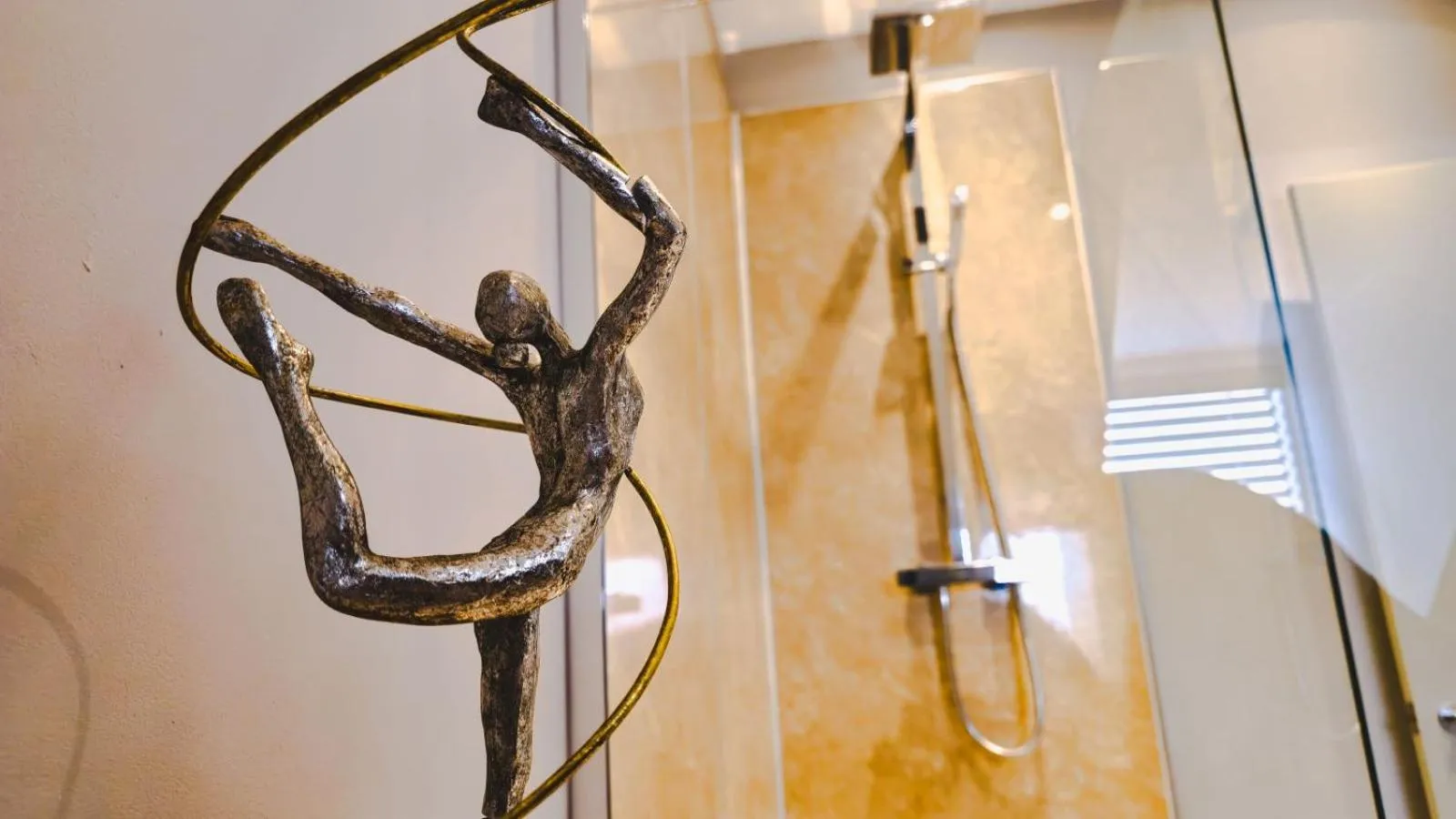 Bathroom in The Bat and Ball