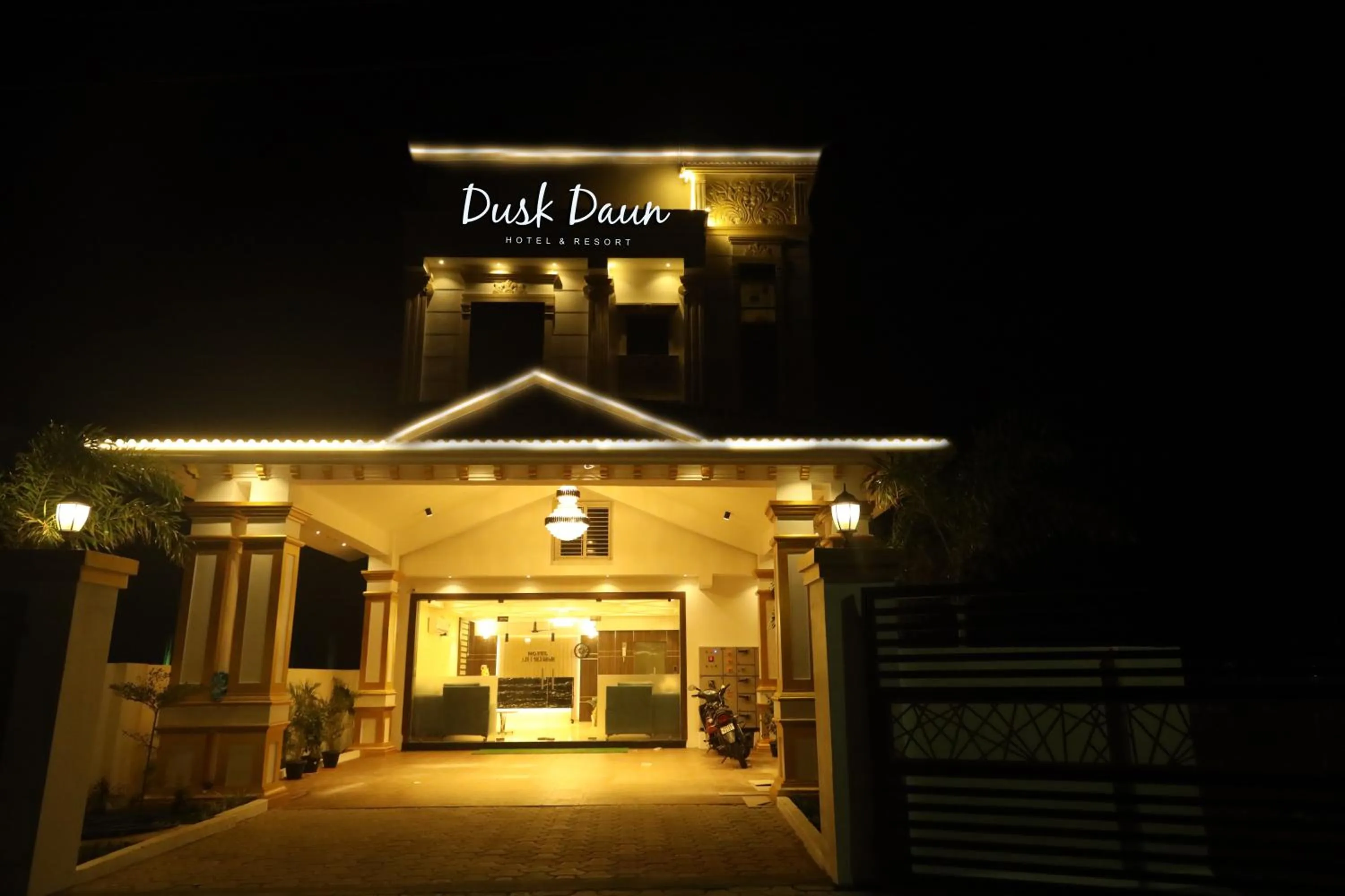 Property building in Hotel Dusk and Dawn