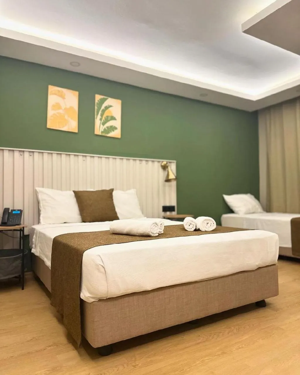 Bed in Red Castle Hotel & Pub