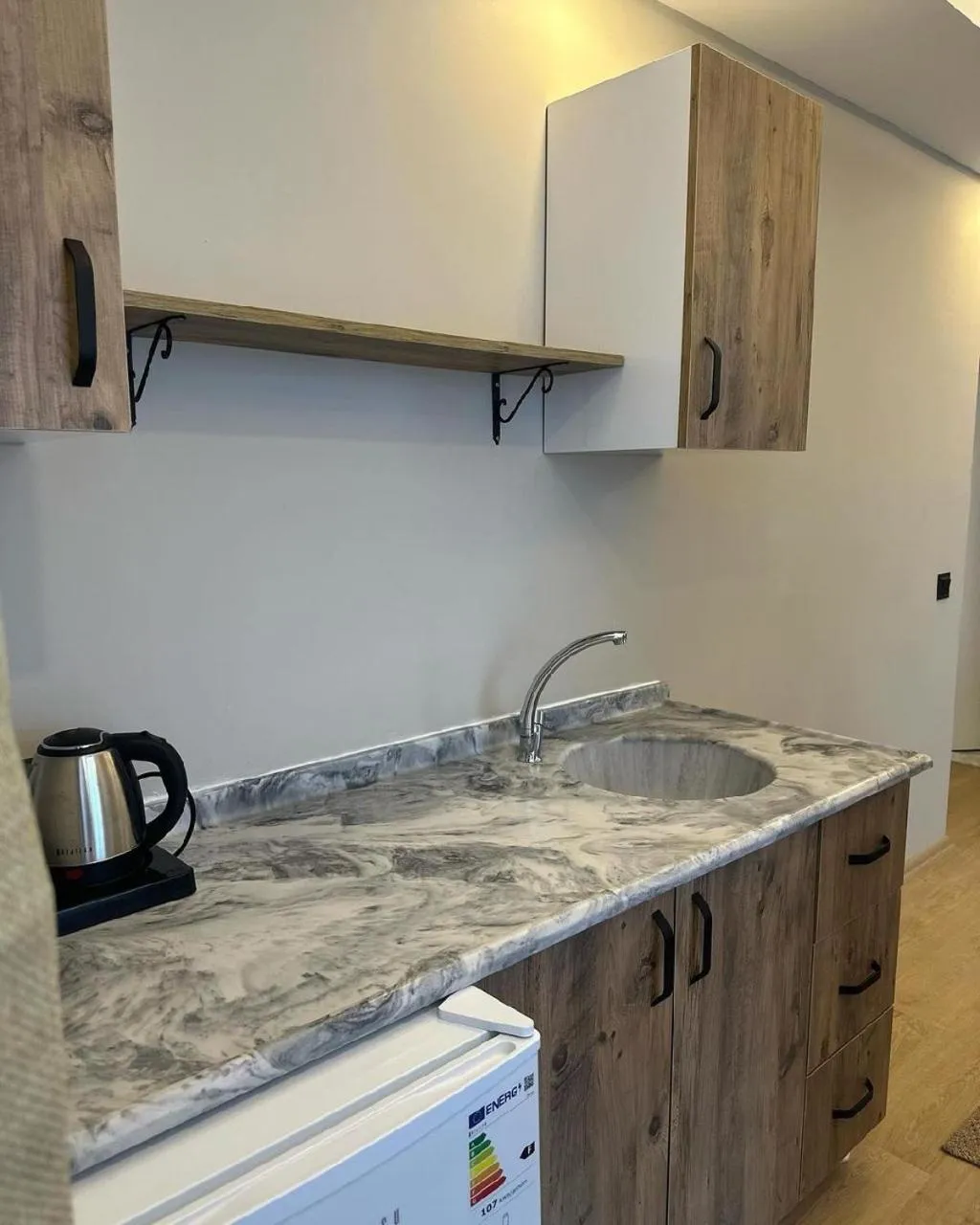 Kitchen or kitchenette in Red Castle Hotel & Pub