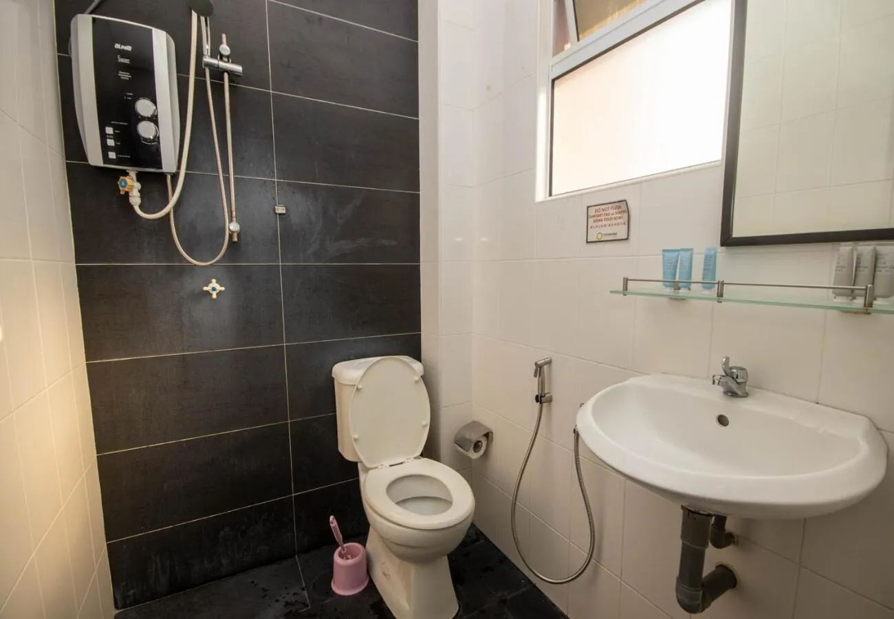 Shower in JQ Osborne Apartment