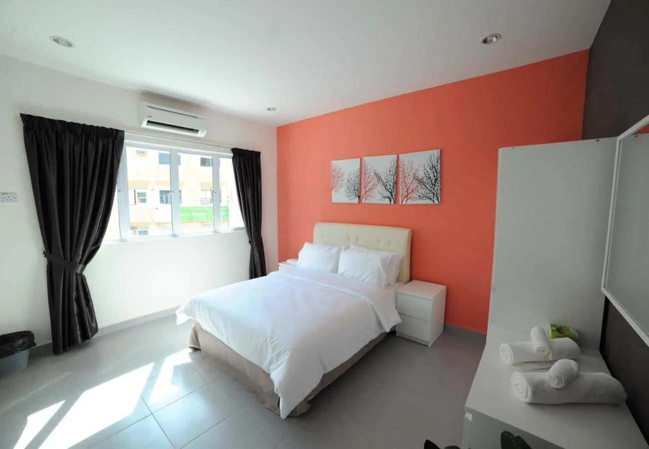 Bed in JQ Osborne Apartment