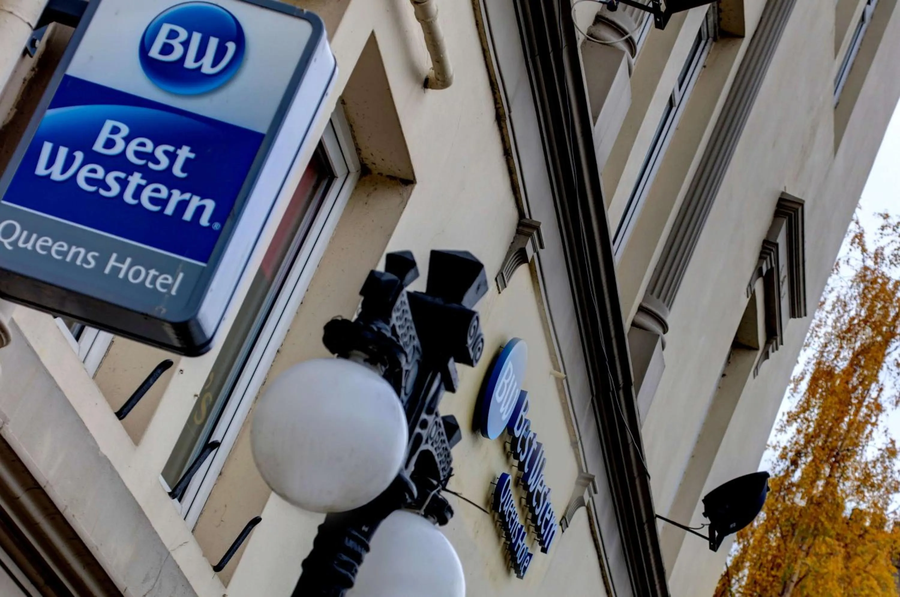 Property building in Best Western Queens Hotel