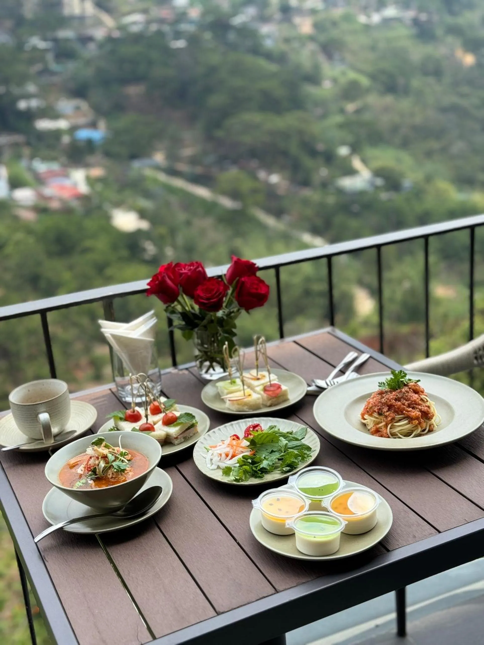 Day in HLS Dalat Lodge