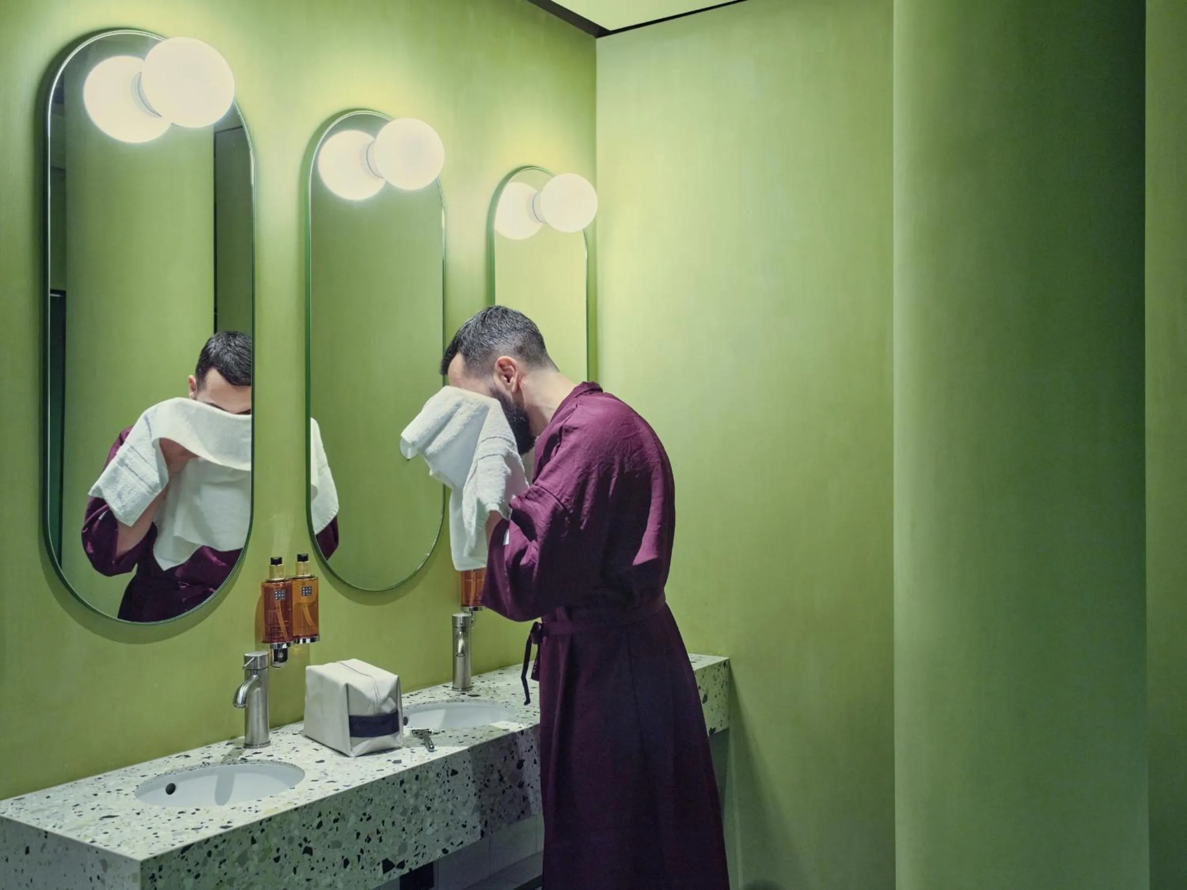 Bathroom in CityHub Reykjavik