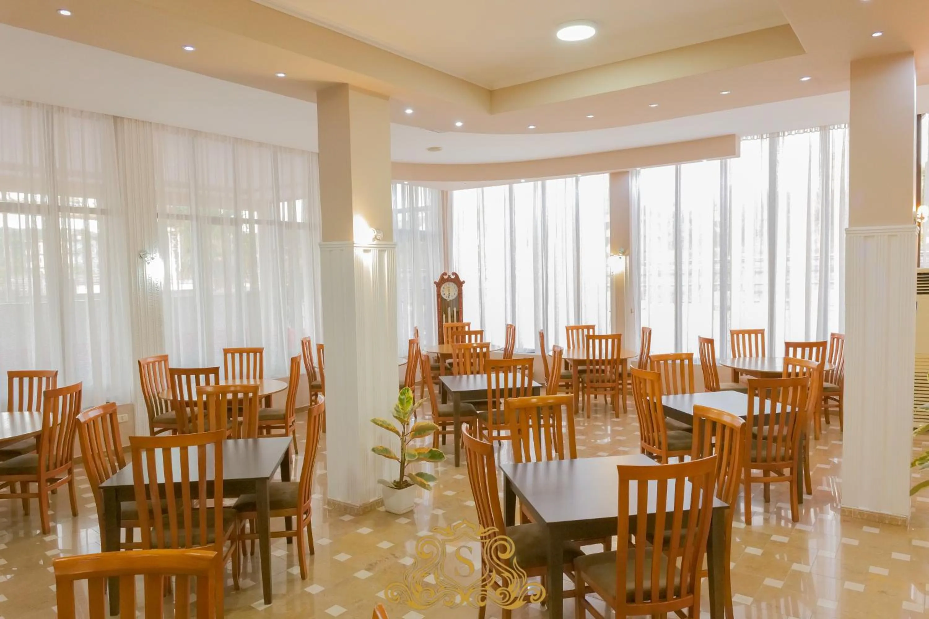 Restaurant/places to eat in Hotel Sorrente