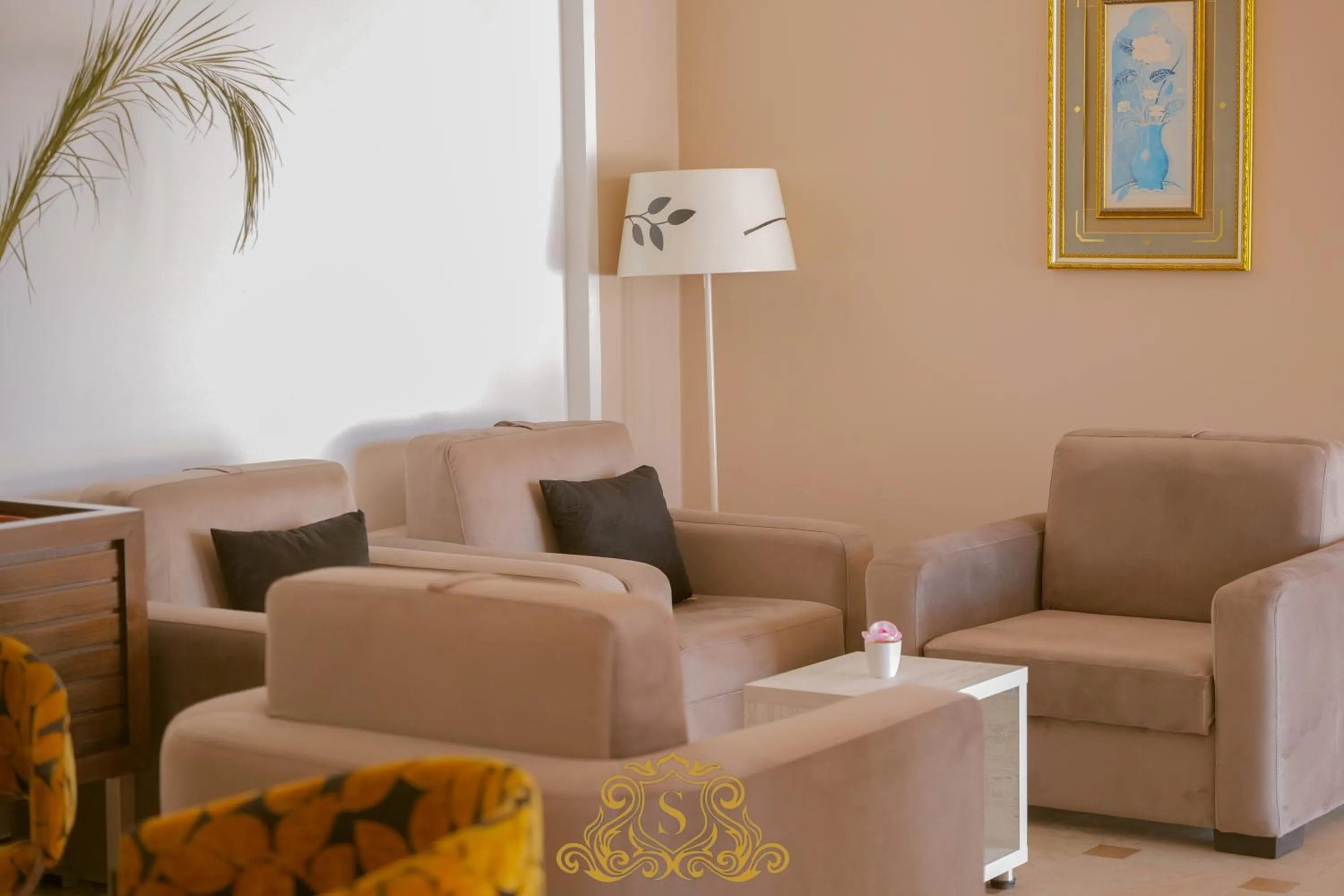 Seating area in Hotel Sorrente