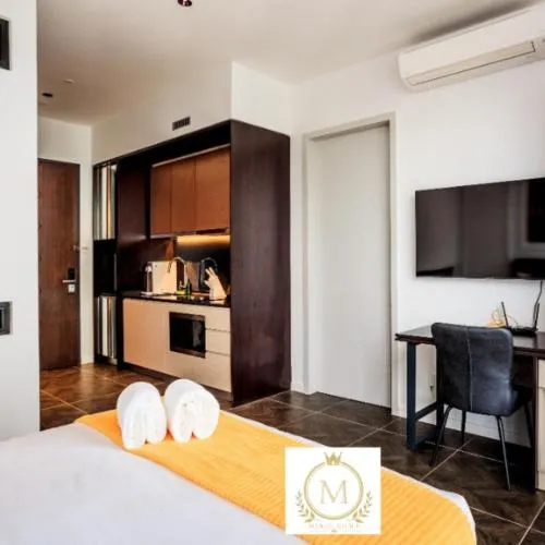 Klcc Suites at Twin Tower