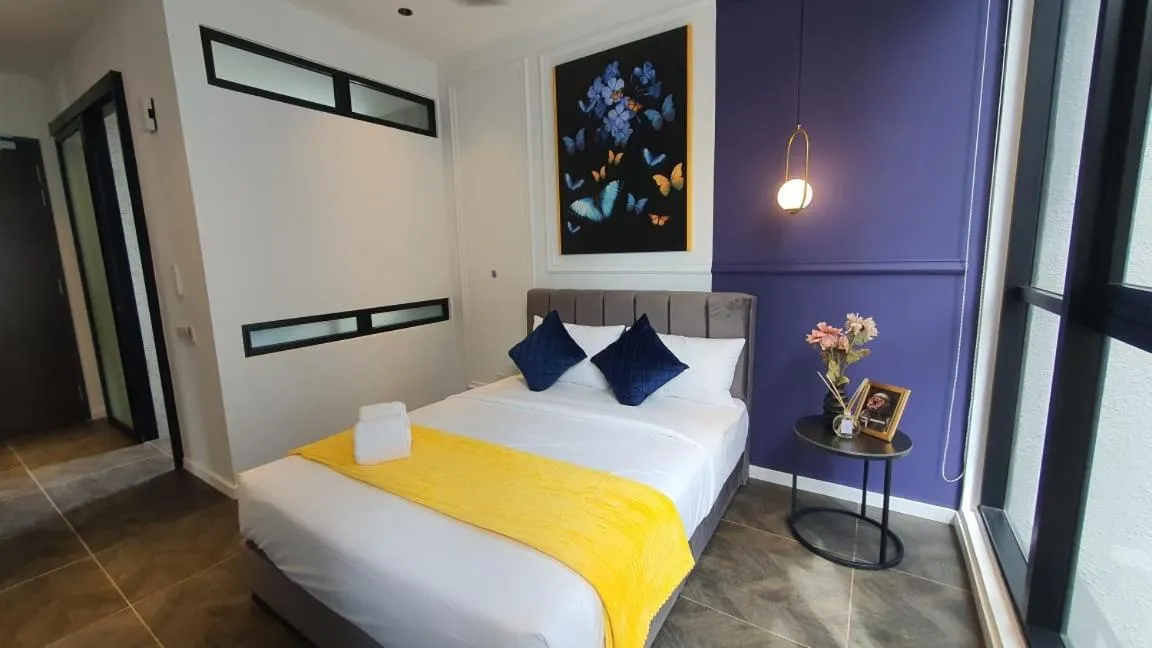 Klcc Suites at Twin Tower