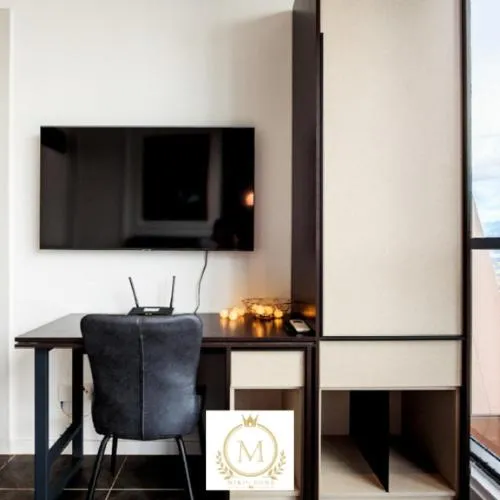 Klcc Suites at Twin Tower