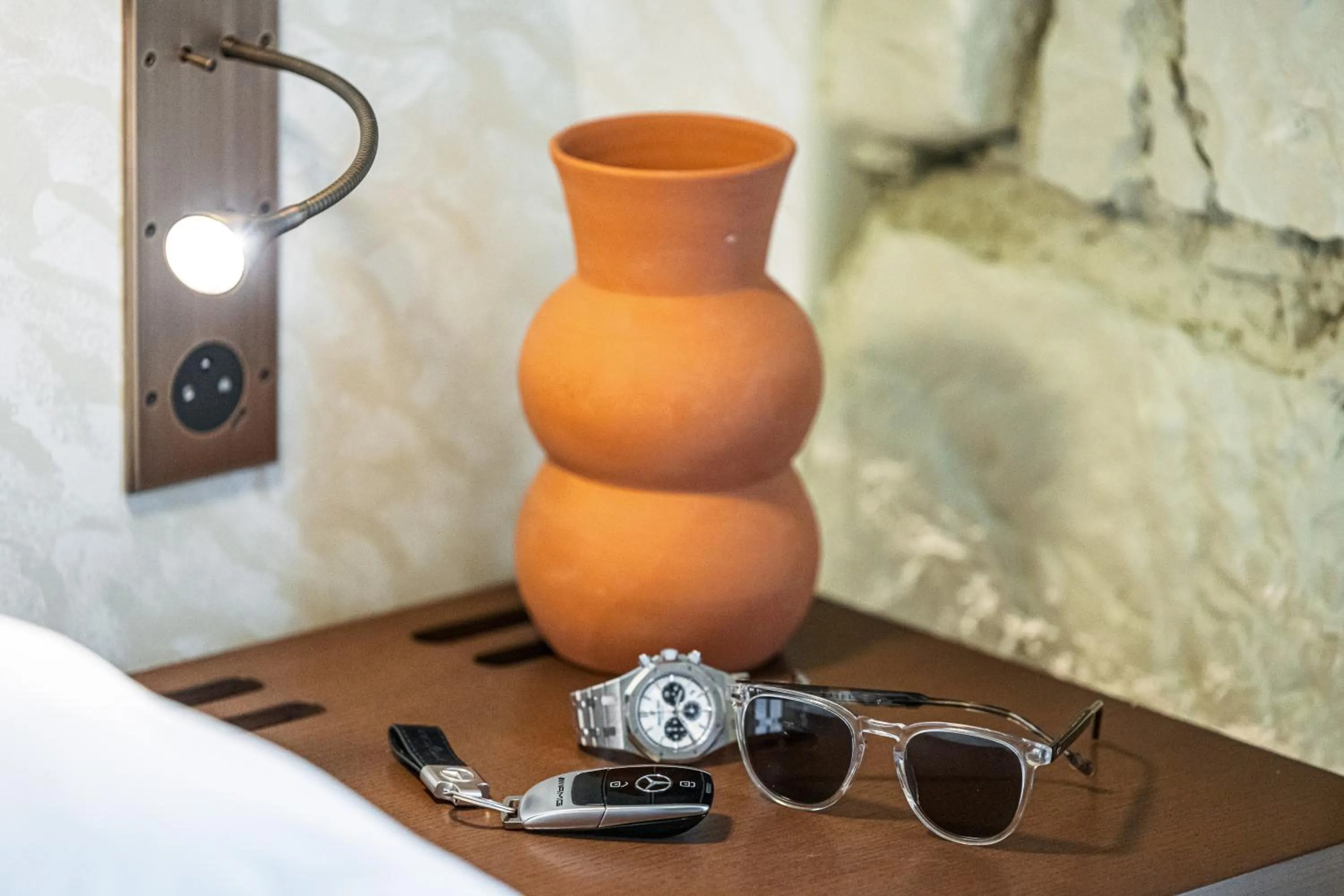 Decorative detail in Naomi Nice