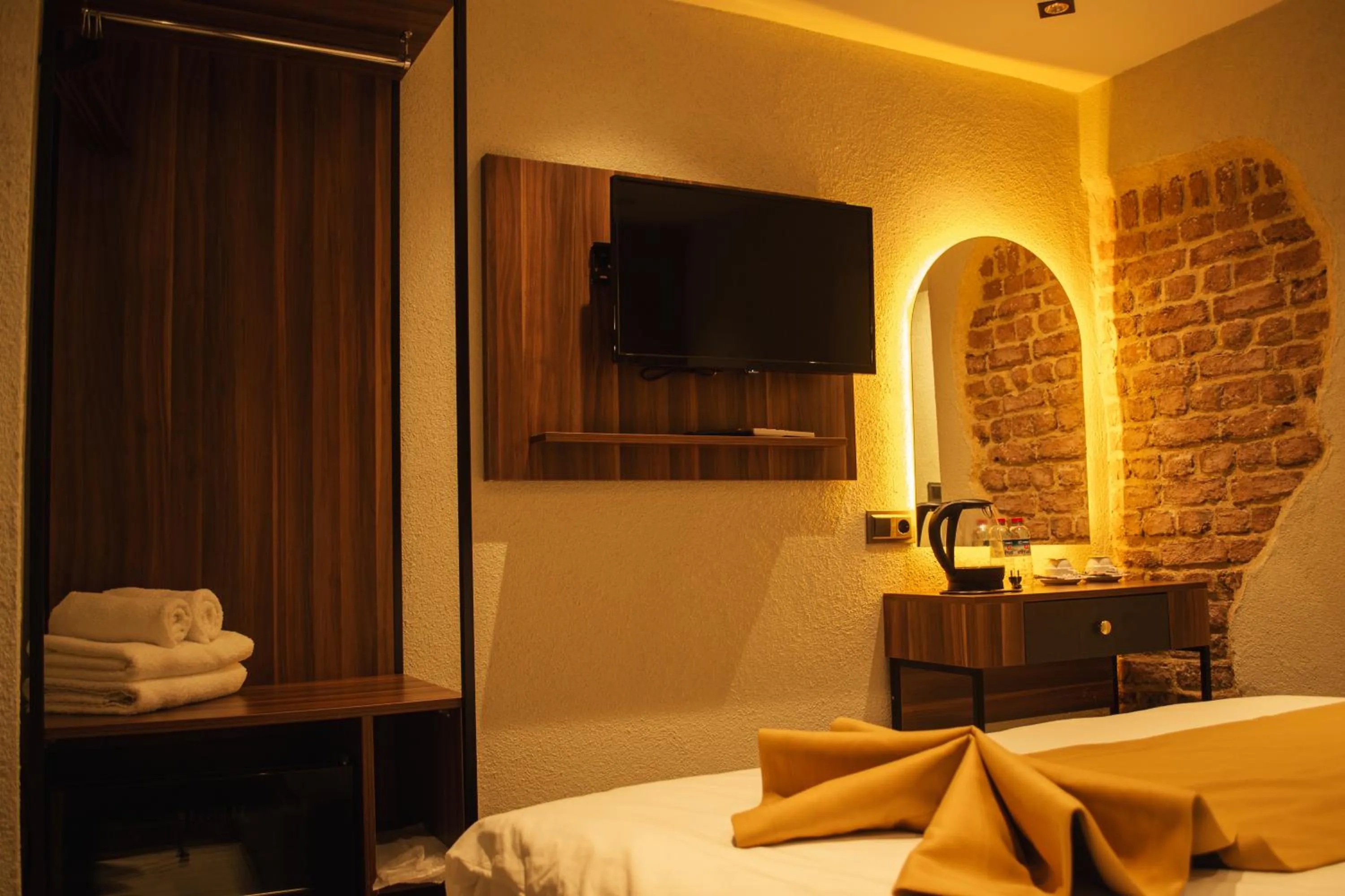 TV and multimedia, Bed in Galata Calm Tale Hotel