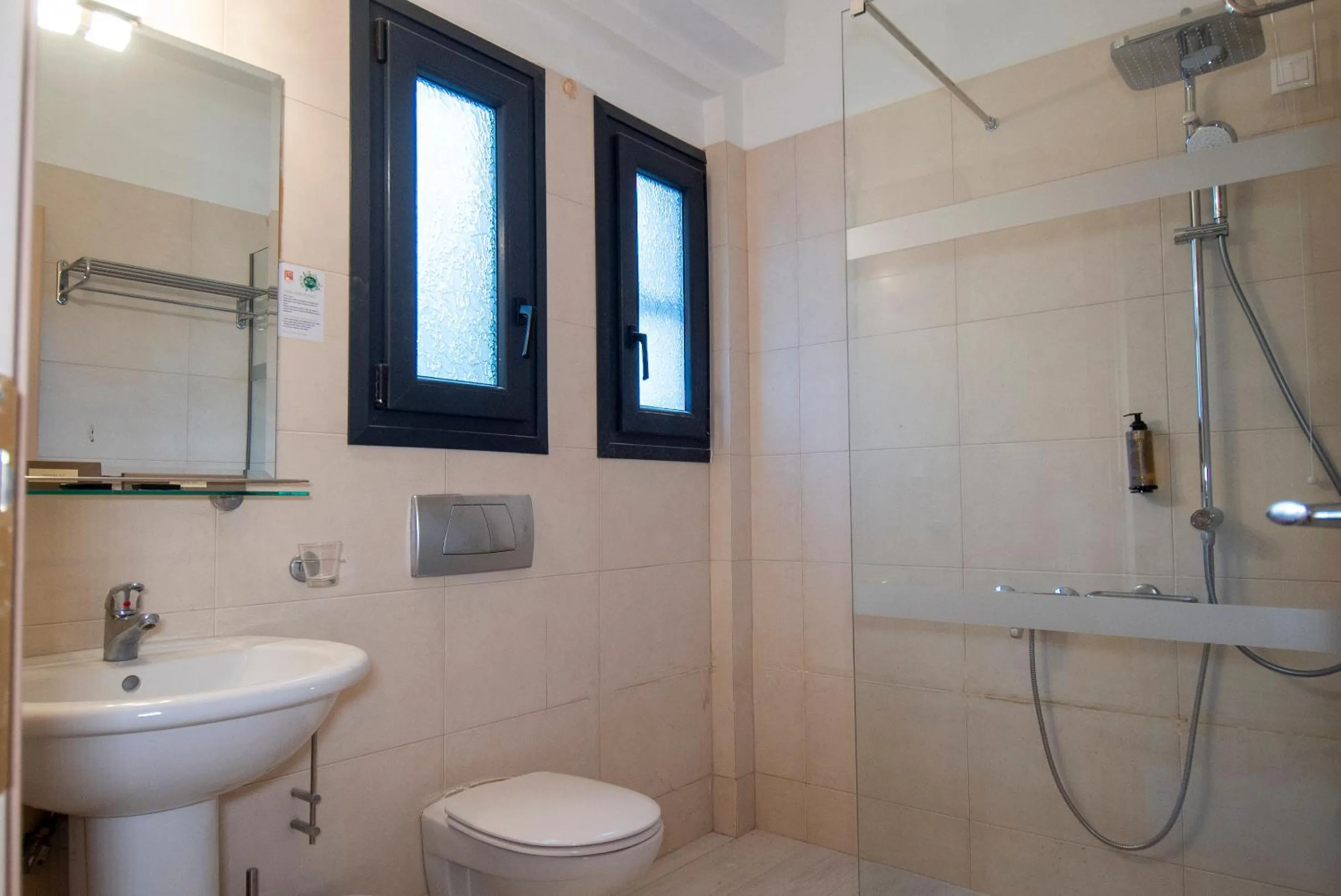 Shower in Aeolian Gaea Hotel