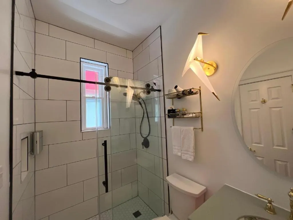 The Front Street Inn