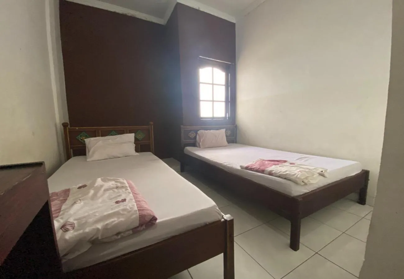 Bed in Hotel Candra Adigraha