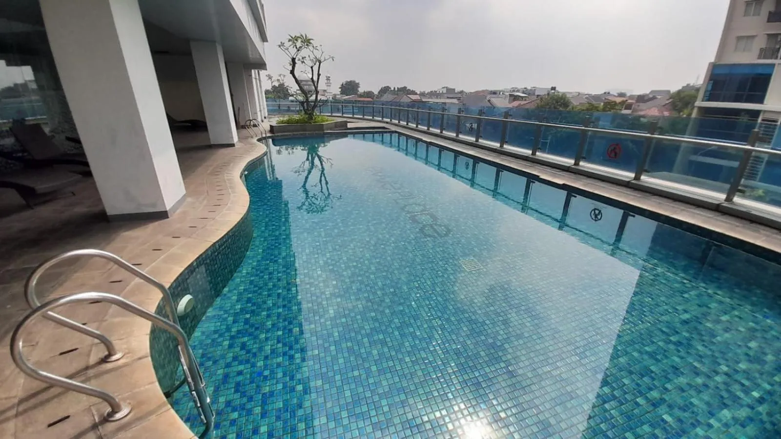 Open Air Bath in Nemuru Grand Suites