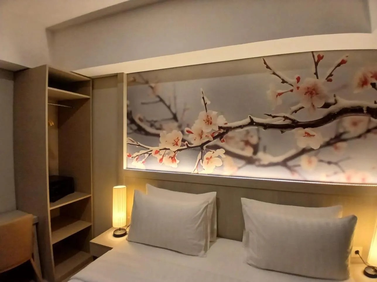Bed in Nemuru Grand Suites