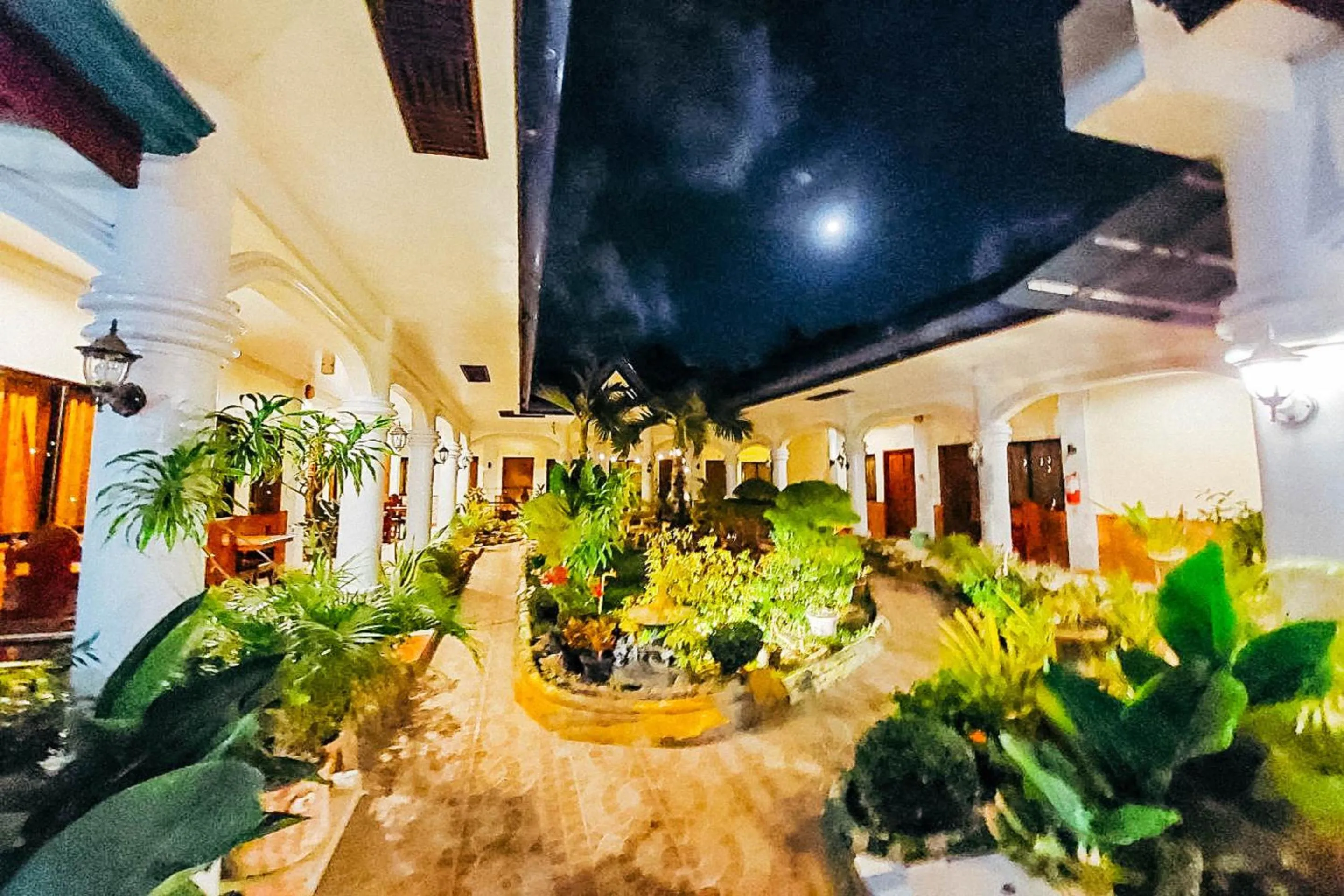 Property building in MBG Travellers Inn powered by Cocotel