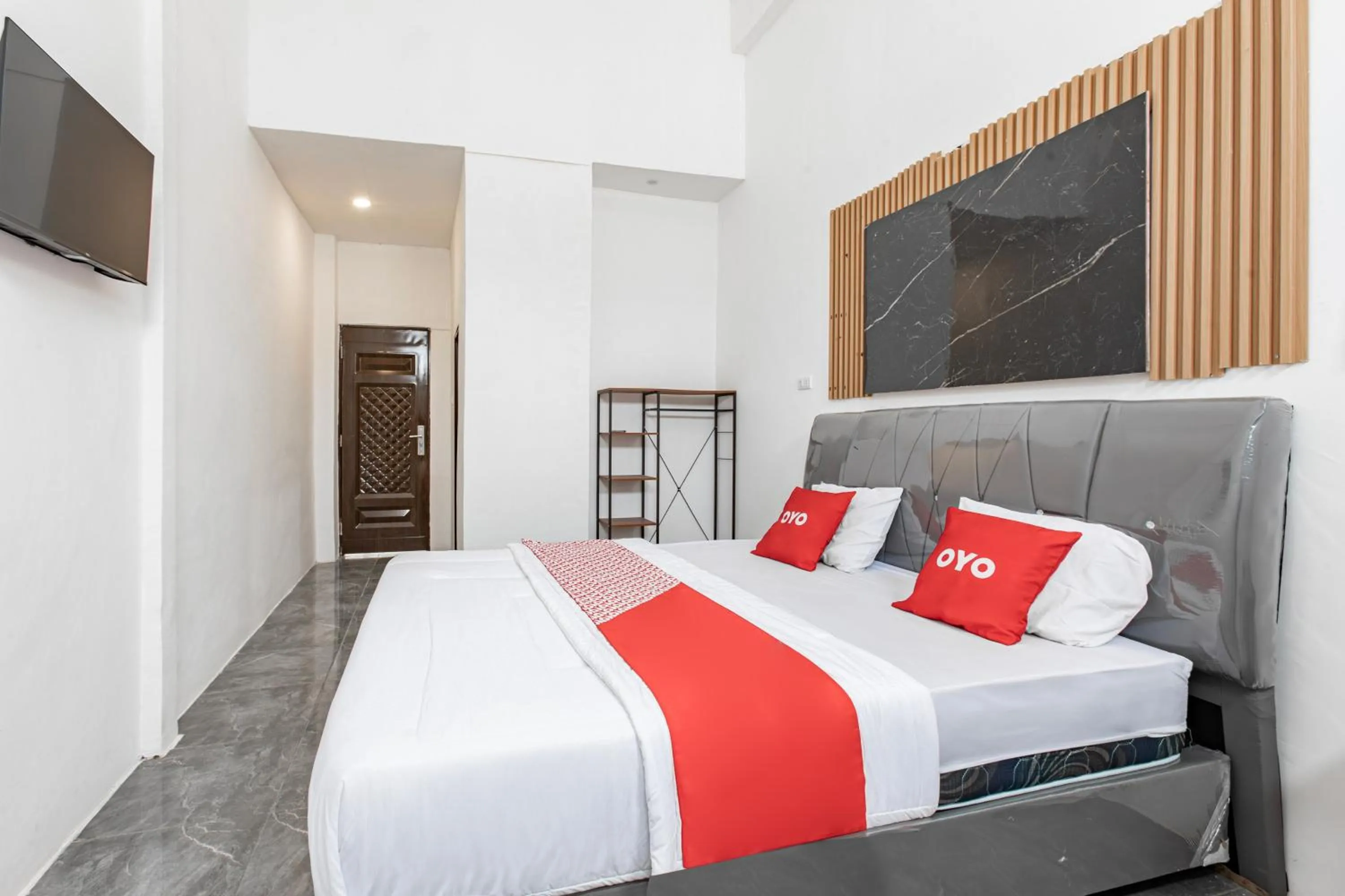 Bedroom, Bed in Hotel O Guest House Maria