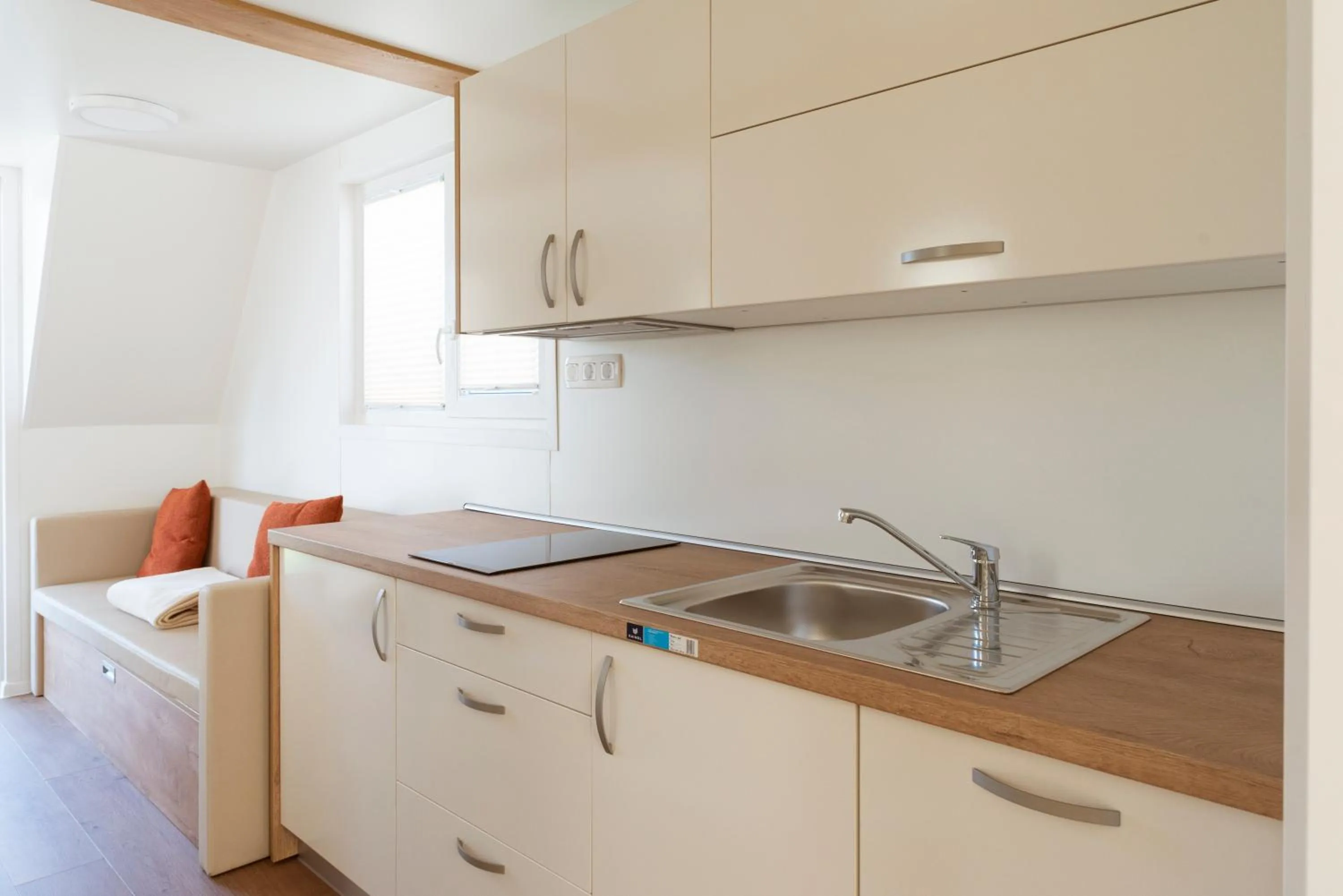 Kitchen or kitchenette in Sea Resort Marina Portoroz