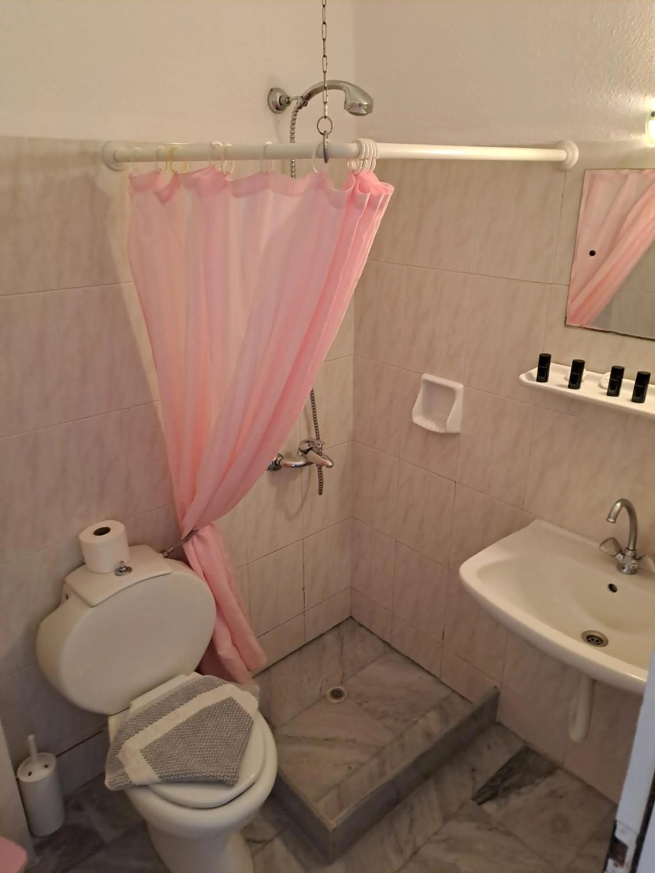 Shower in Oceanis Resort