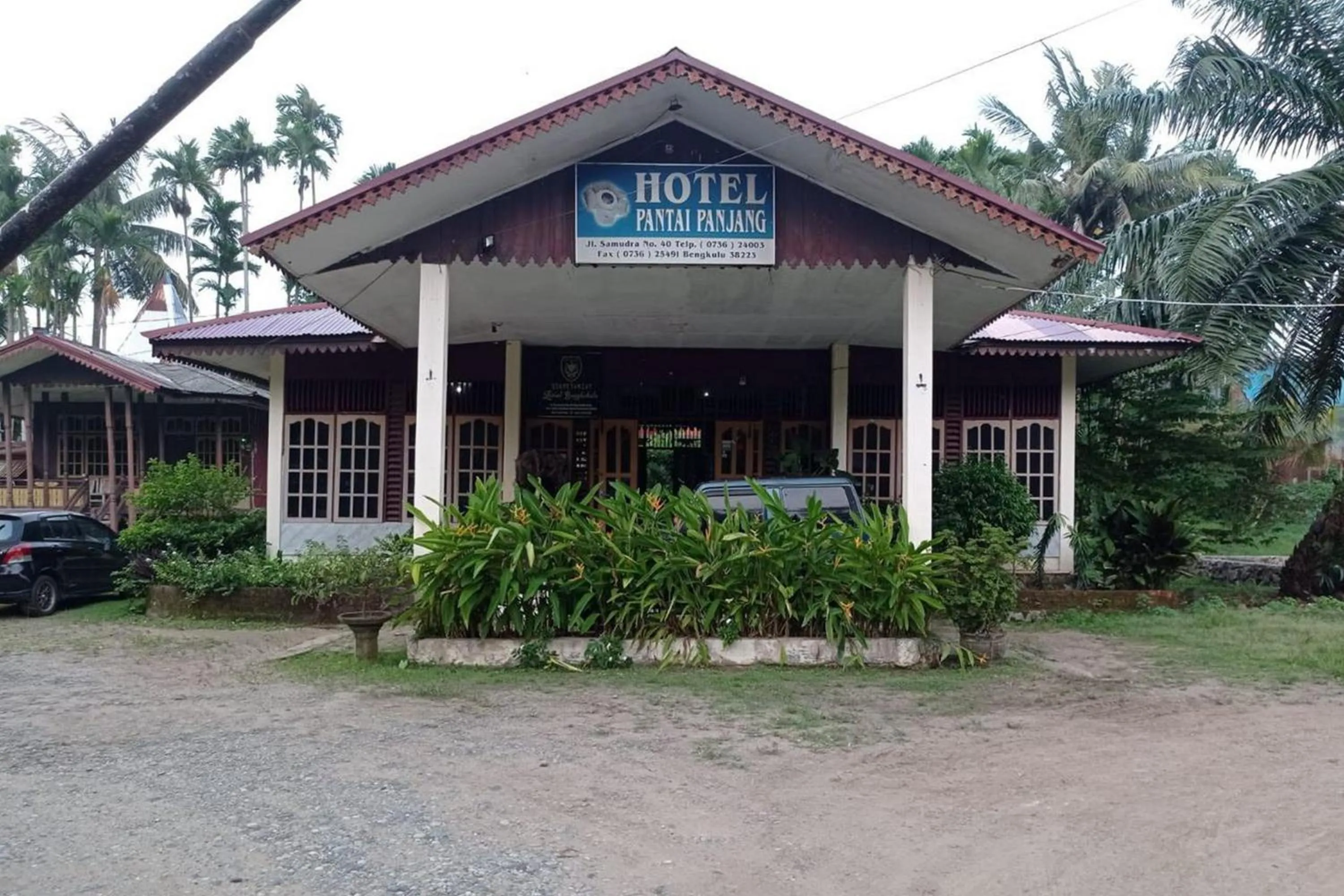 Property building in Hotel Pantai Panjang Bengkulu RedPartner
