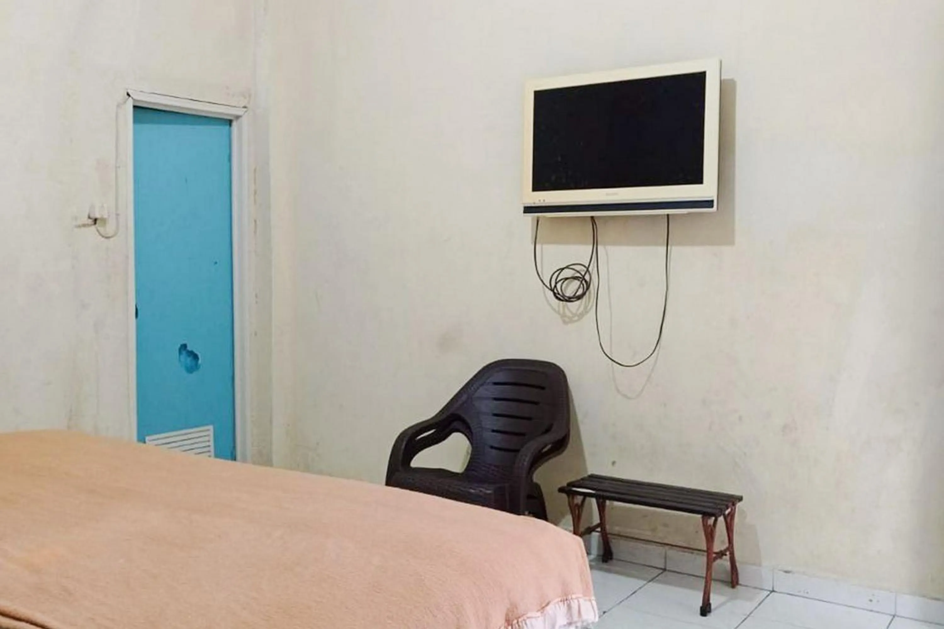 Bedroom, Bed in Hotel Pantai Panjang Bengkulu RedPartner