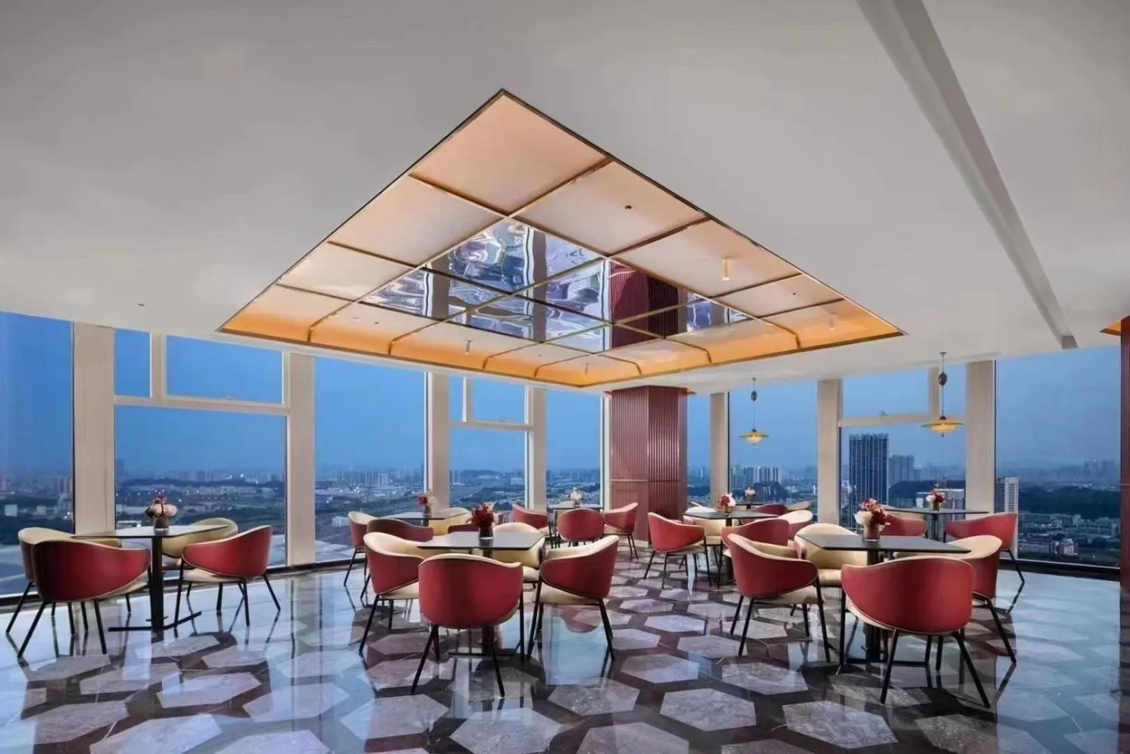 Restaurant/places to eat in Radisson Red Guangzhou South Railway Station