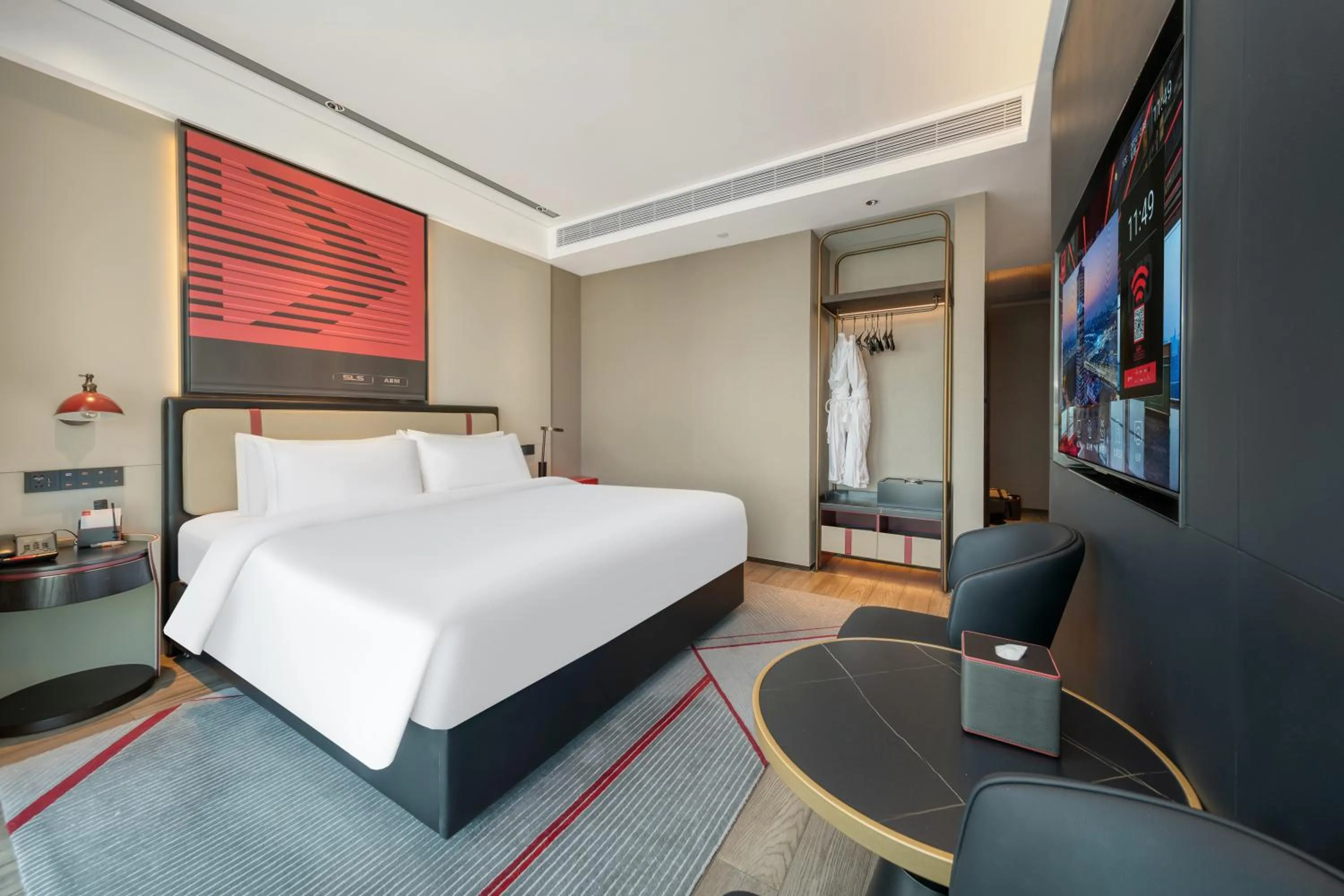 Bedroom, Bed in Radisson Red Guangzhou South Railway Station