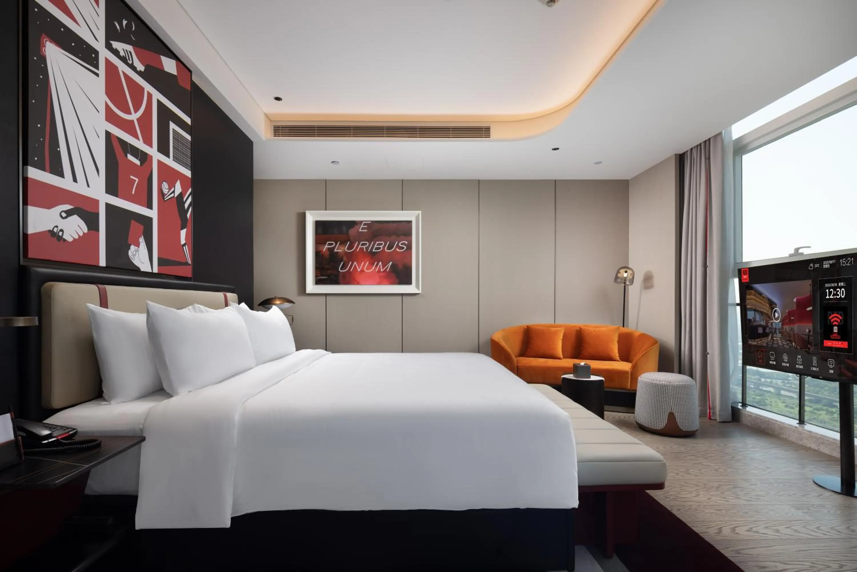 Bedroom, Bed in Radisson Red Guangzhou South Railway Station