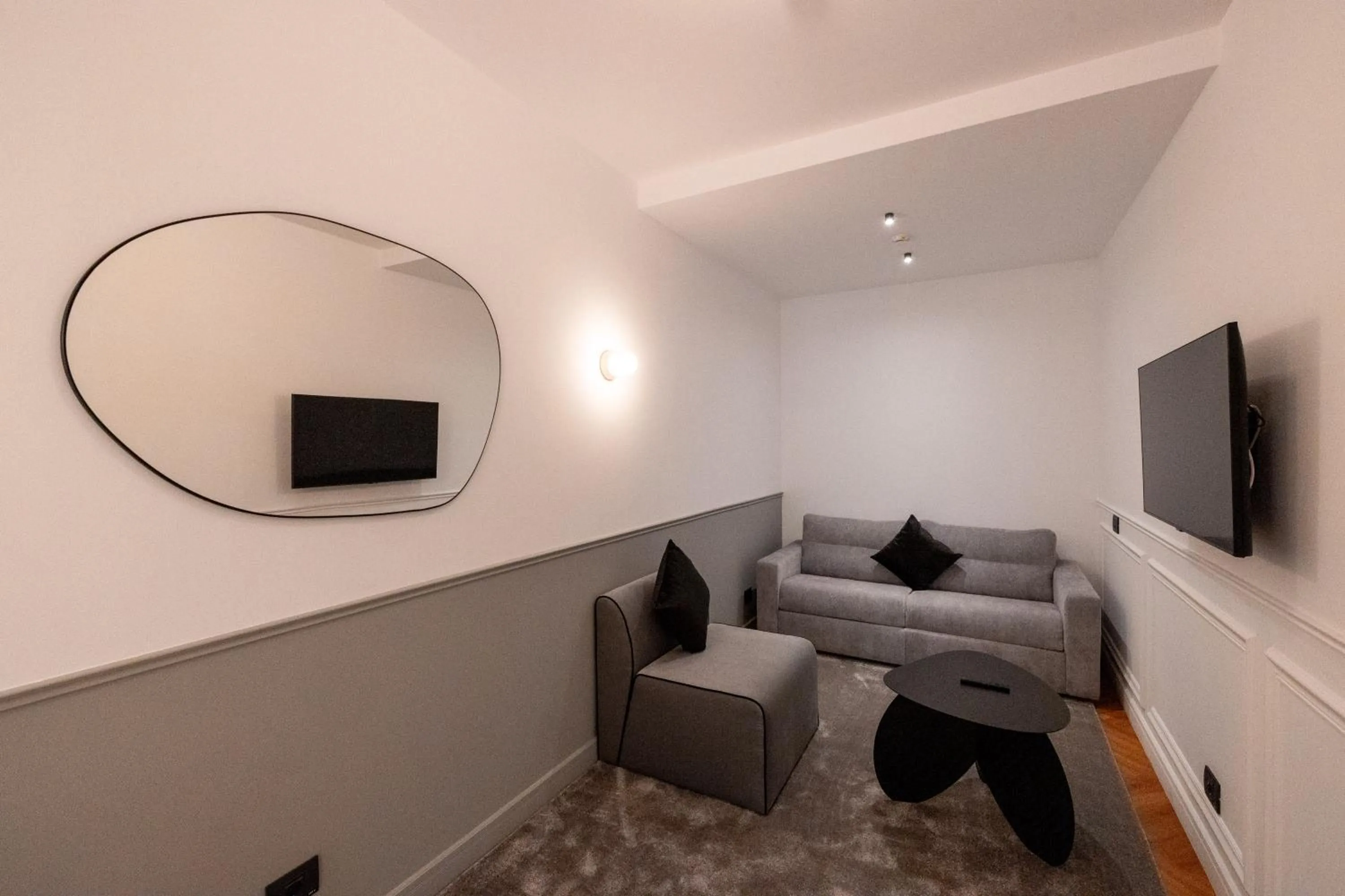 TV and multimedia in Ecletico Villa