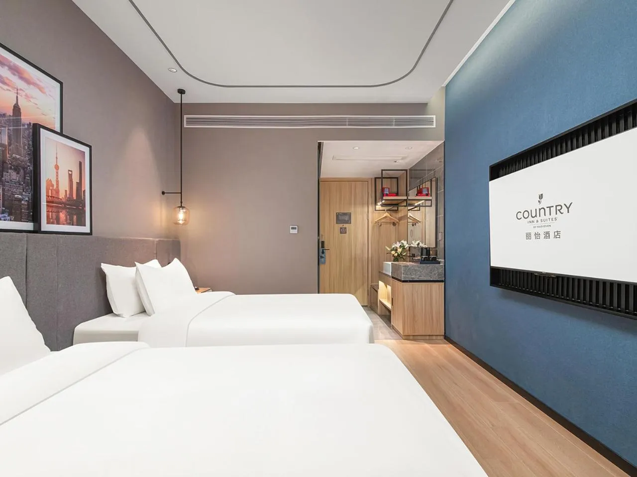 Photo of the whole room in Country Inn & Suite by Radisson, Shanghai Hongkou Football Stadium Chifeng Road