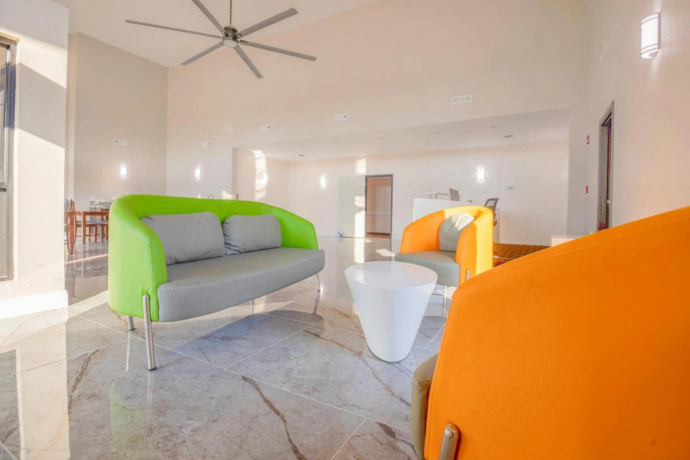 Lobby or reception in OYO Hotel Adairsville Calhoun South I-75