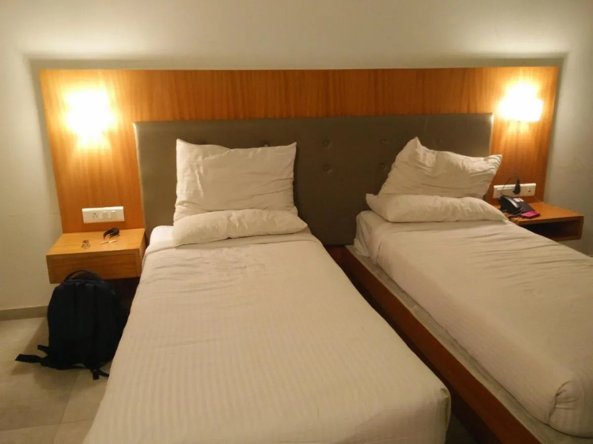 Srinivas Saffron Hotel