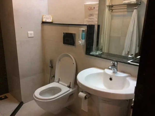 Srinivas Saffron Hotel