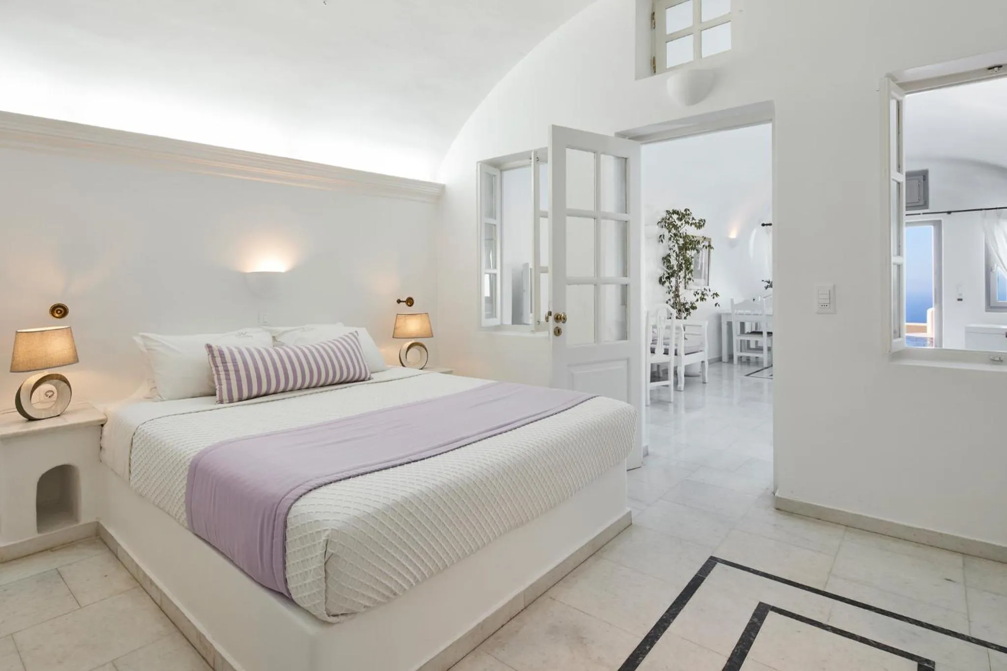 Bedroom, Bed in Iliovasilema Suites