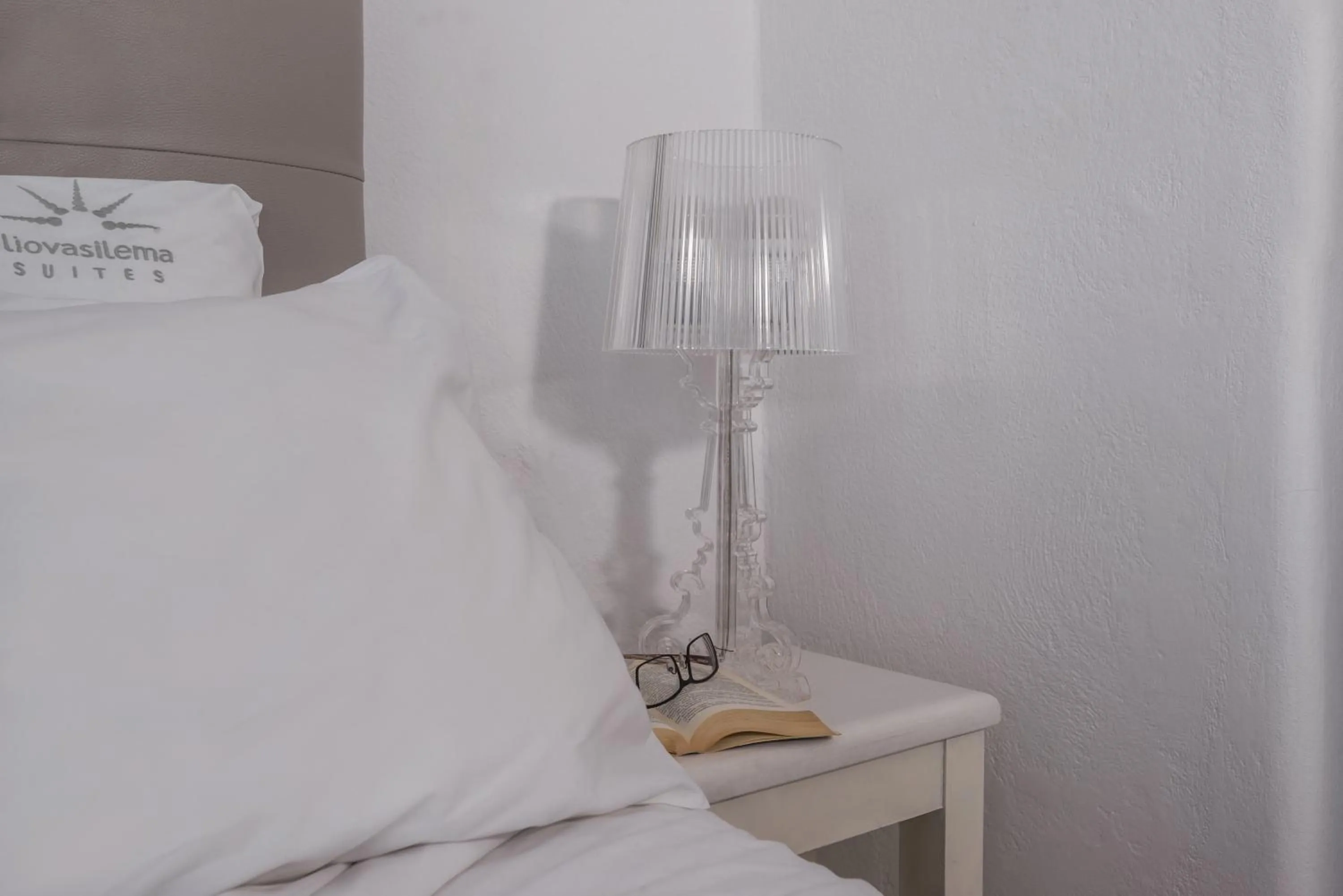 Decorative detail, Bed in Iliovasilema Suites