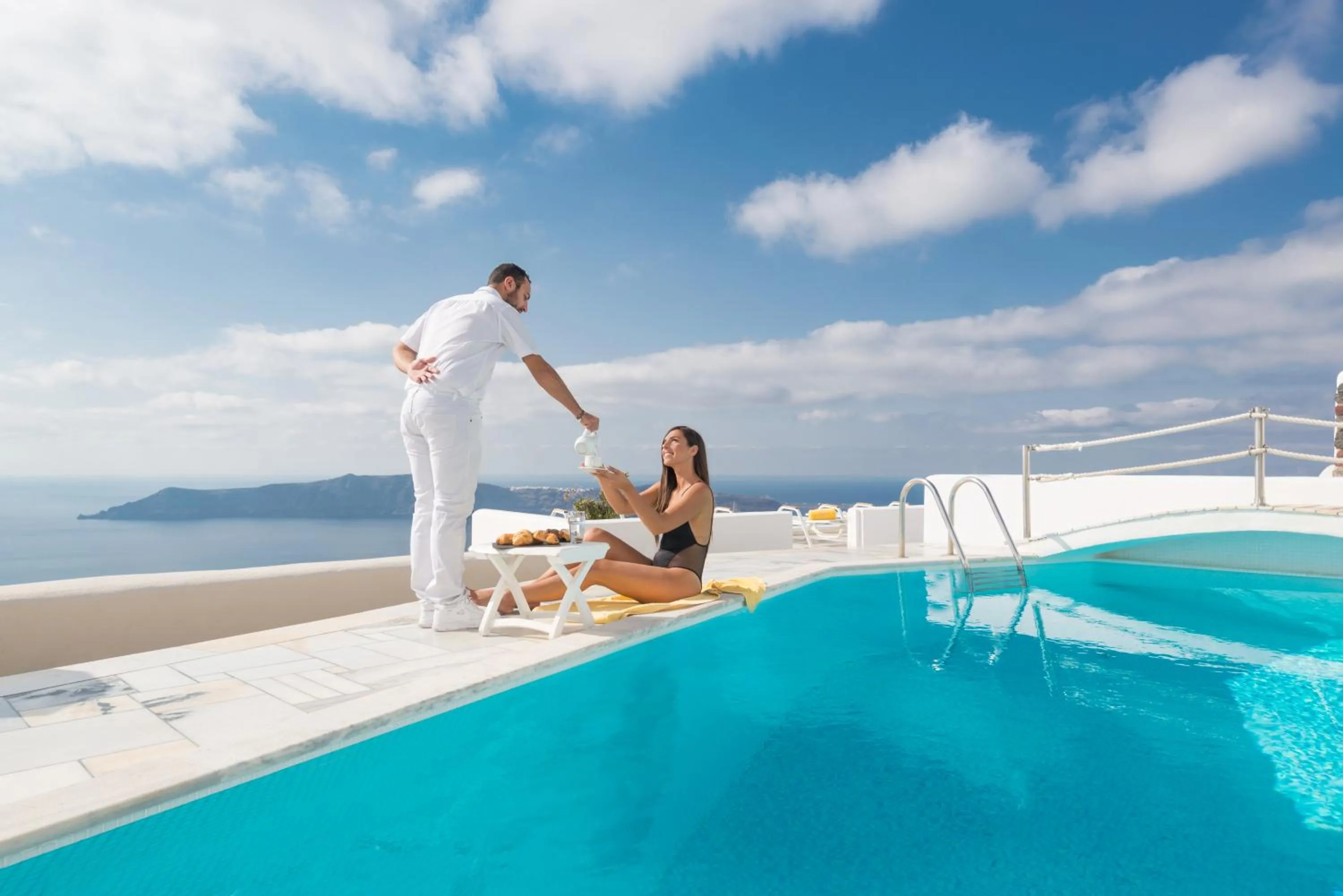 Lounge or bar in Iliovasilema Suites