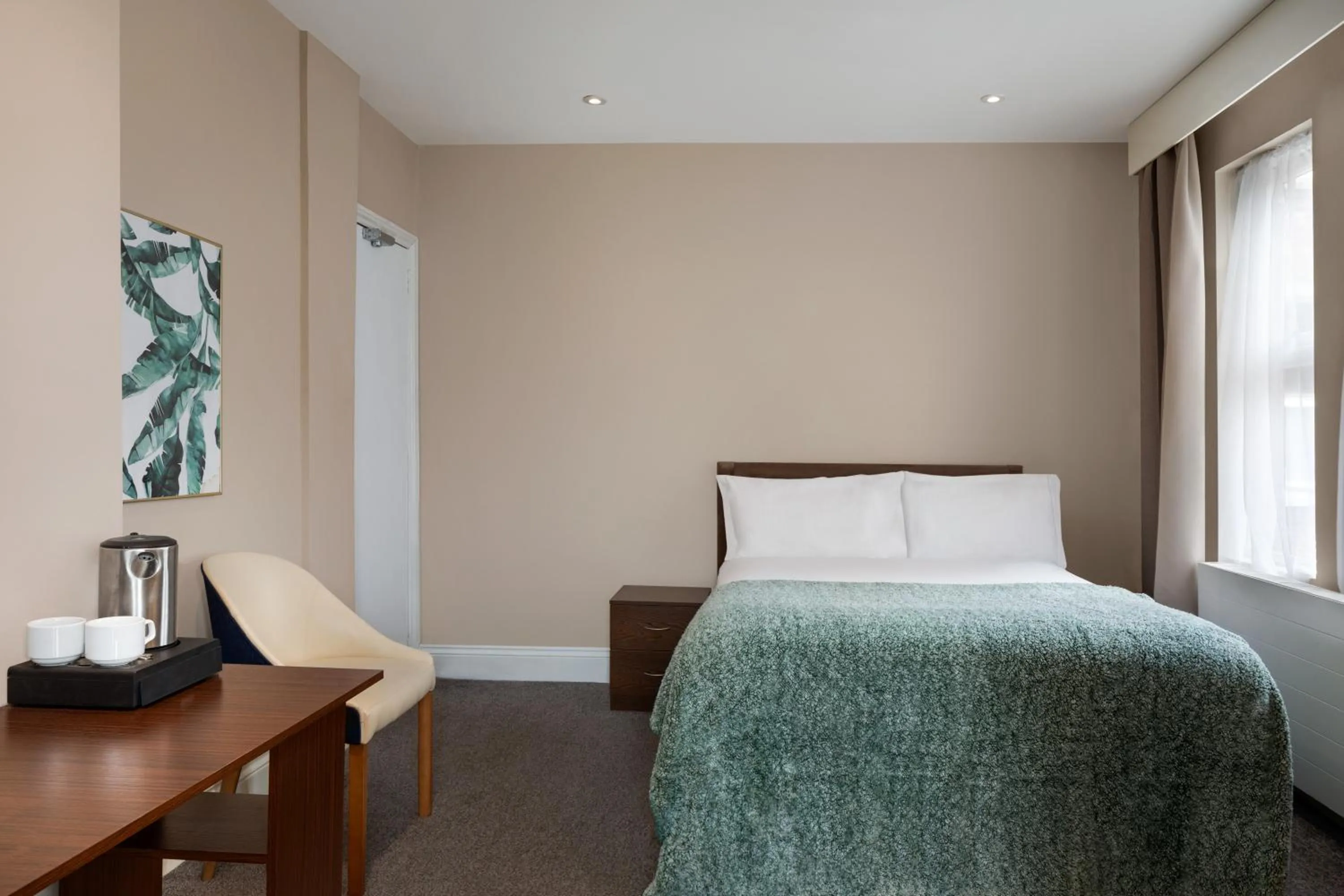 Bedroom, Bed in Trafford Hall Hotel Manchester, Trademark Collection by Wyndham