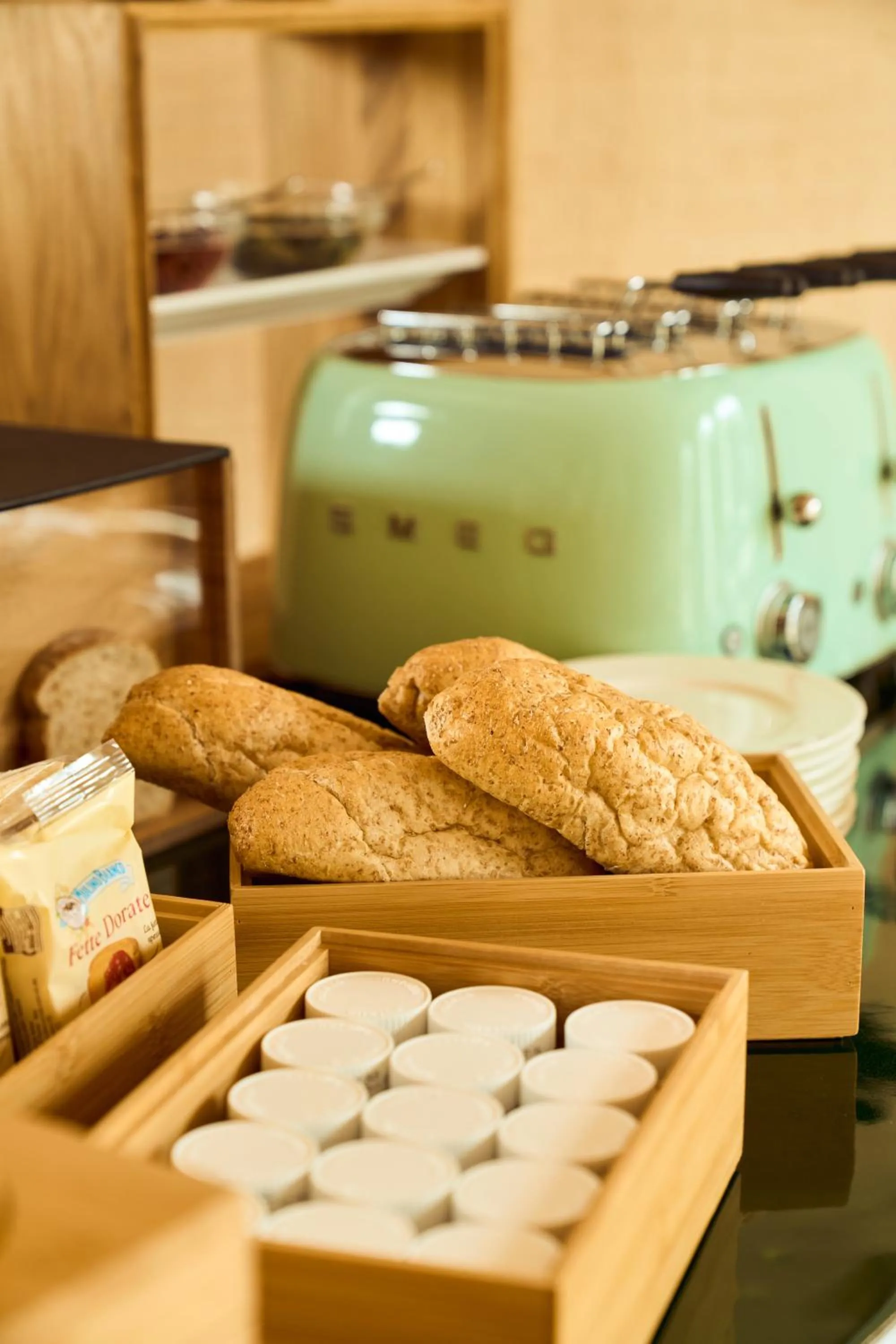 Restaurant/places to eat in CALEA Boutique Hotel