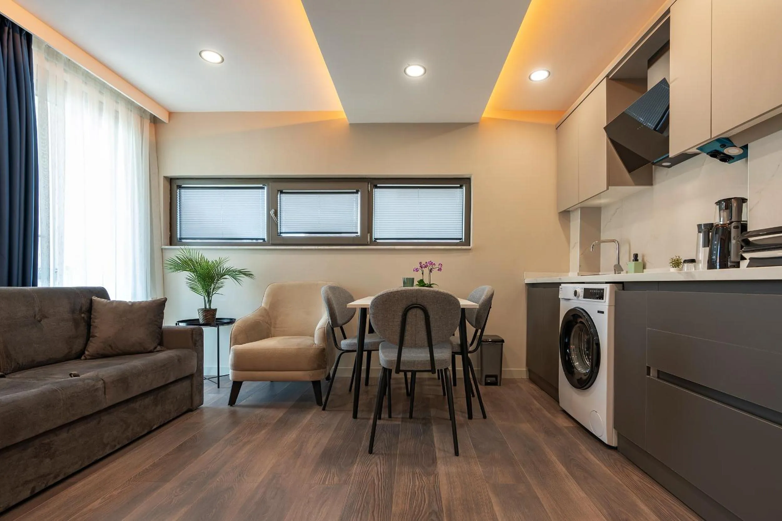 Photo of the whole room in Doqu Suites Hotel