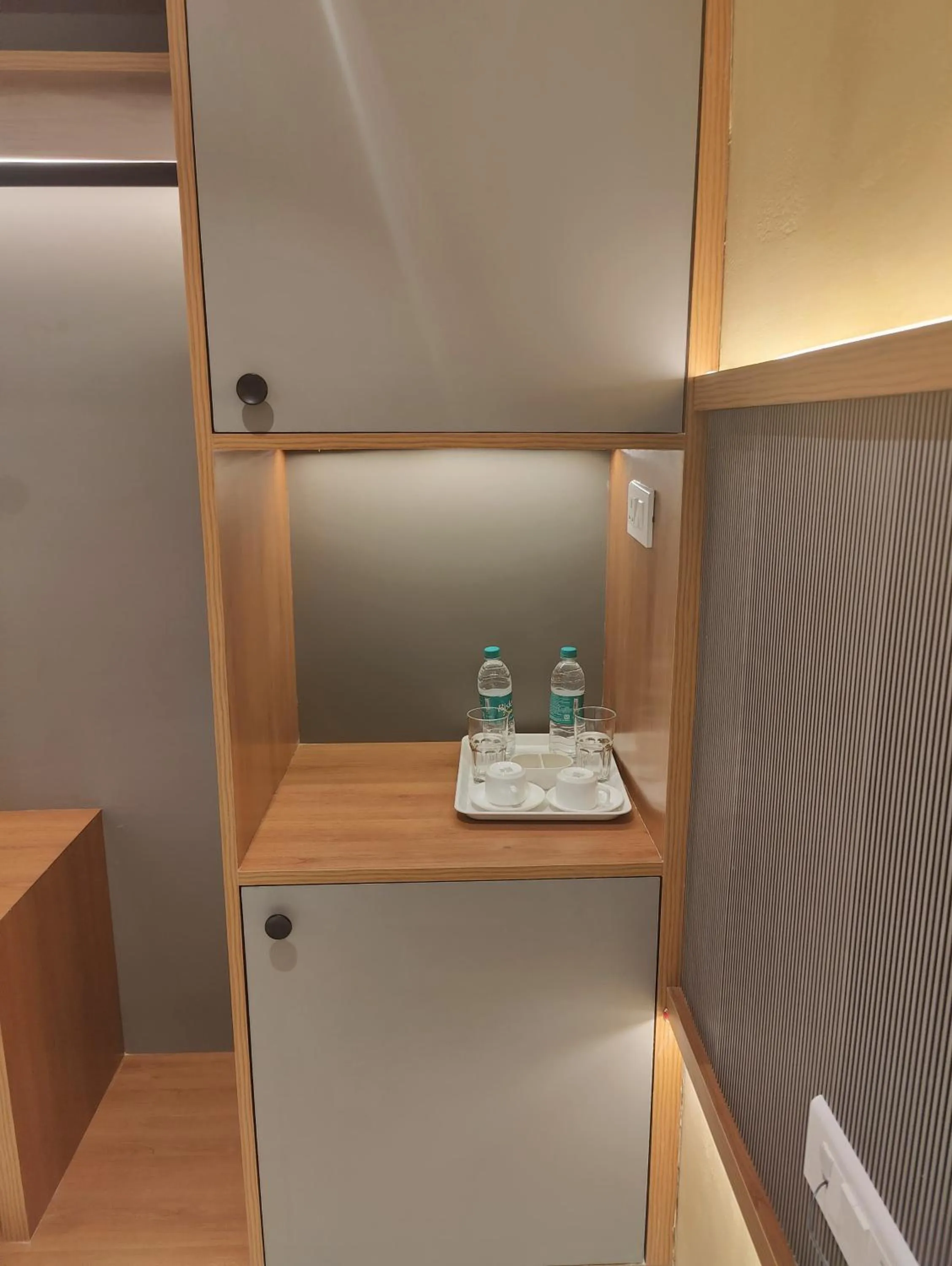 wardrobe in Hotel La Premier