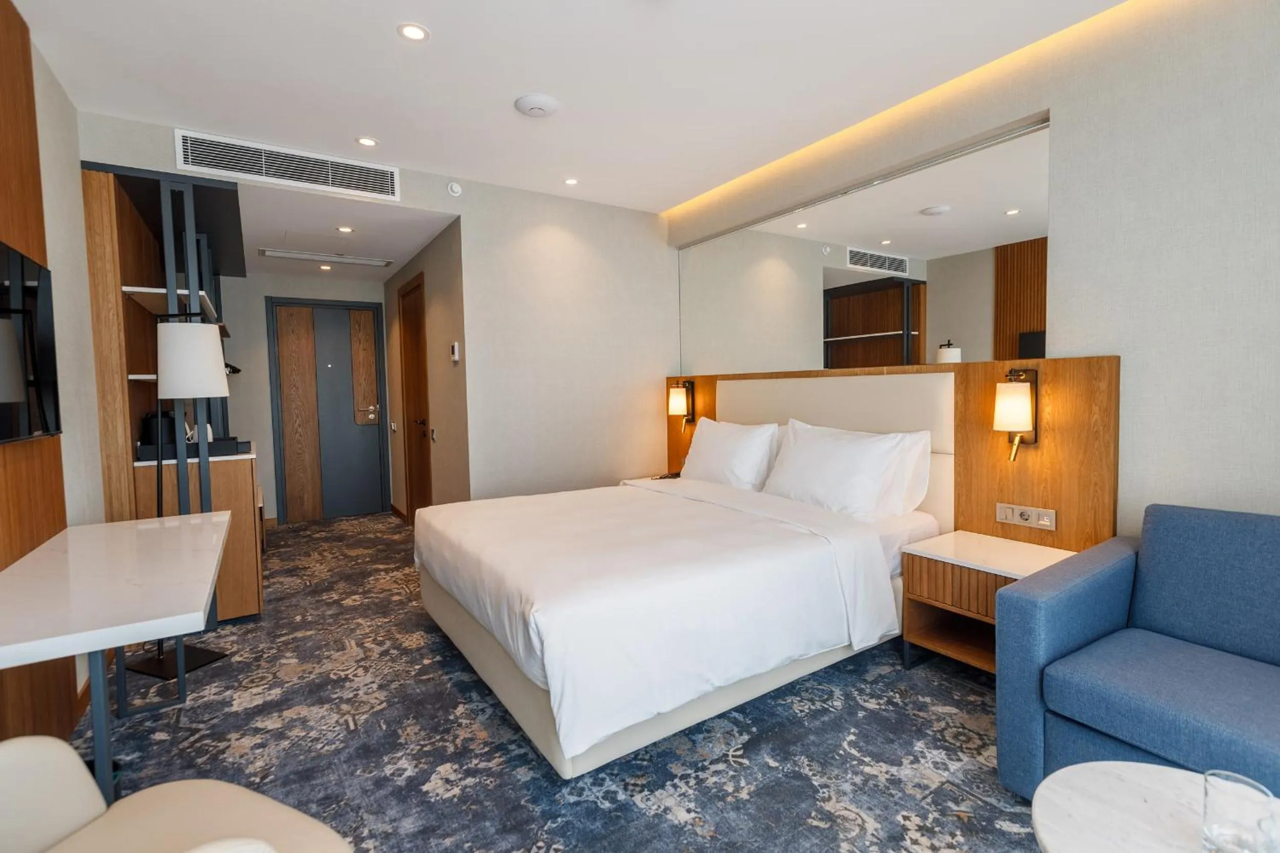 TV and multimedia, Bed in Piazza Epigraph