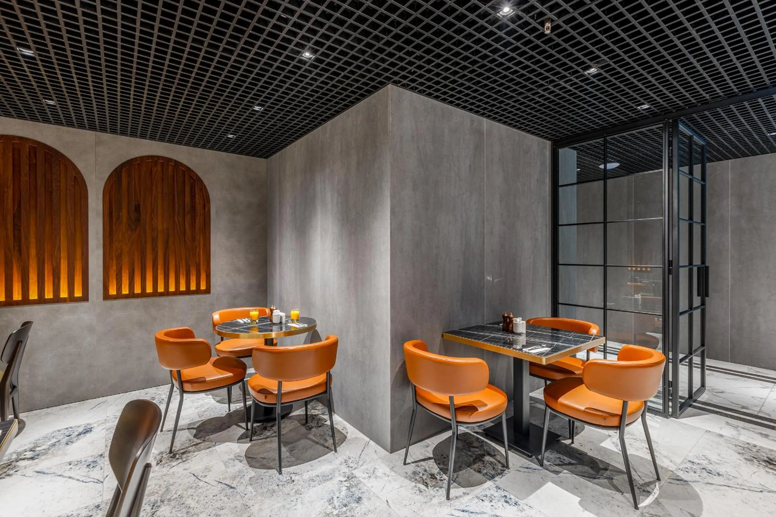 Breakfast in Piazza Epigraph