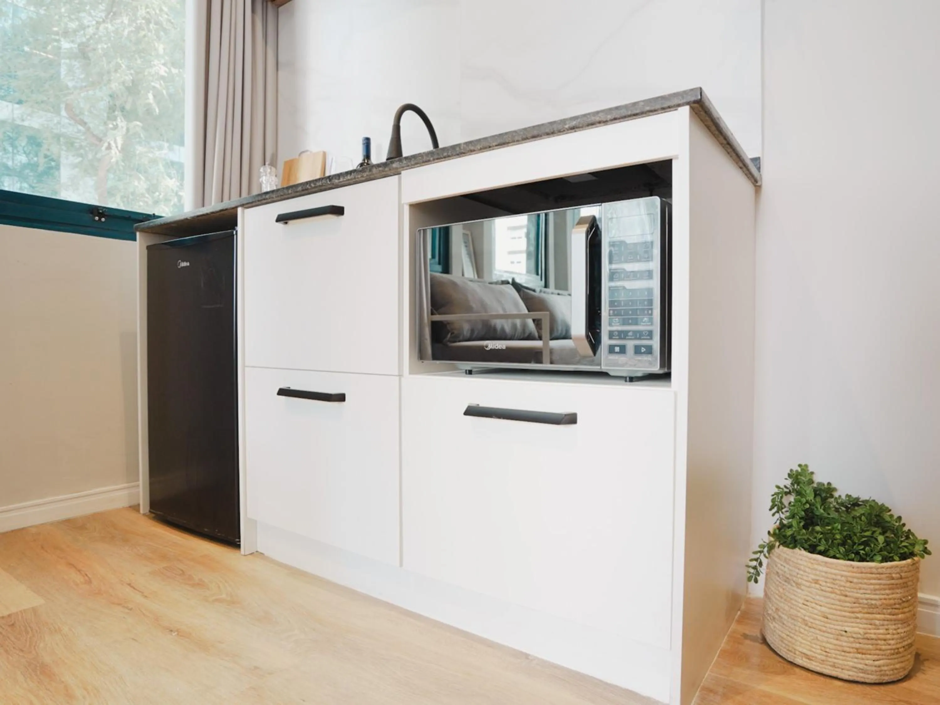 Kitchen or kitchenette in Apê Av Paulista Haddock Lobo