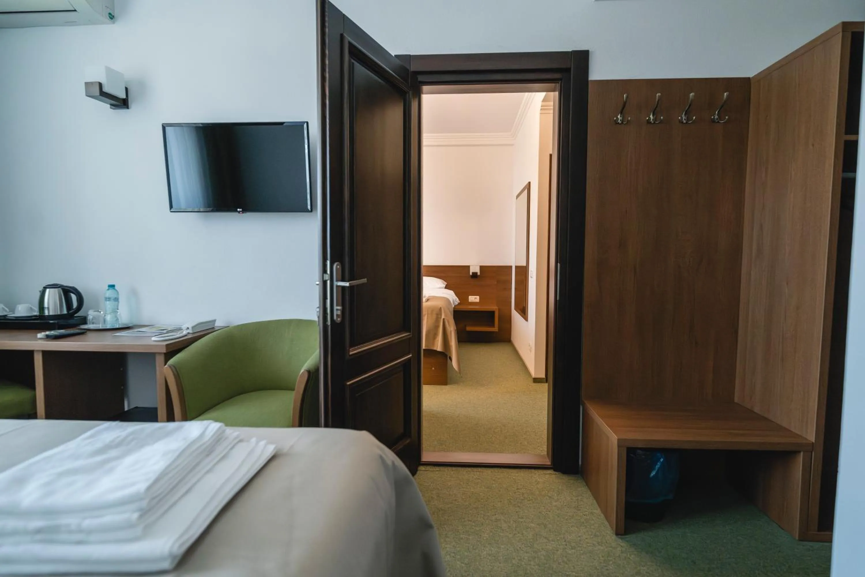 Bed in Hotel Comat Deva