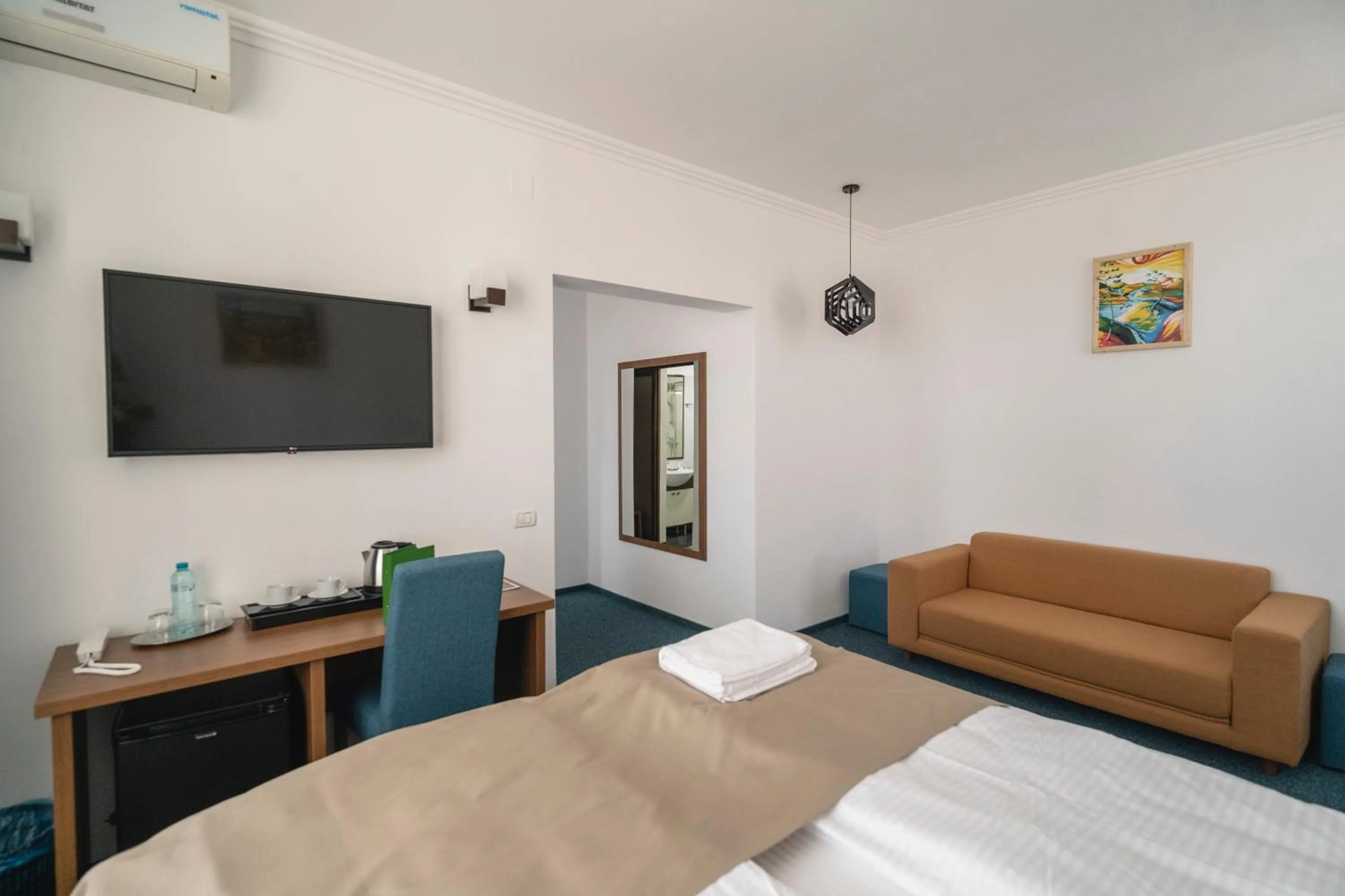 Bed in Hotel Comat Deva