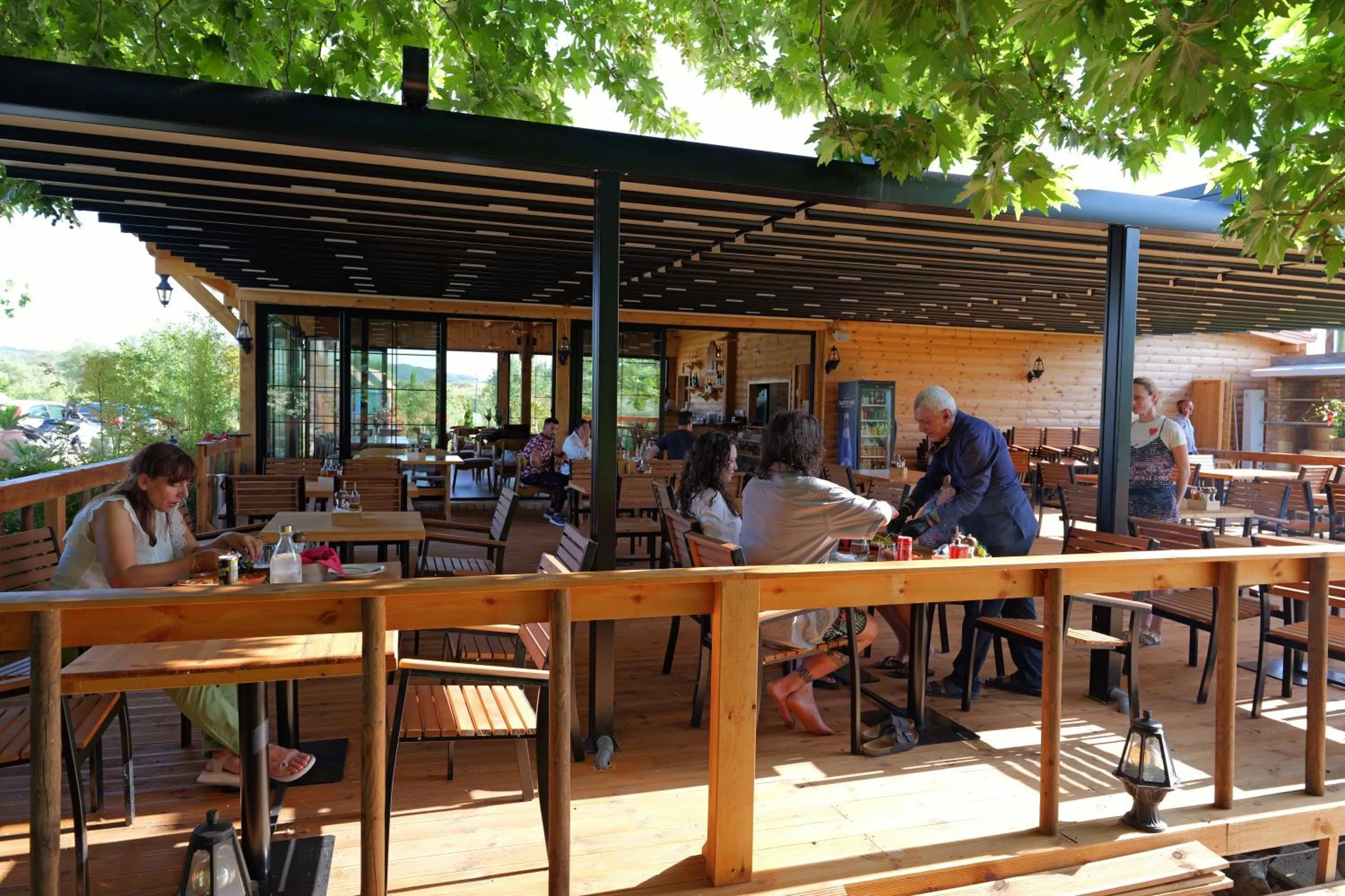 Restaurant/places to eat in Mesopotam Agrotourism Resort