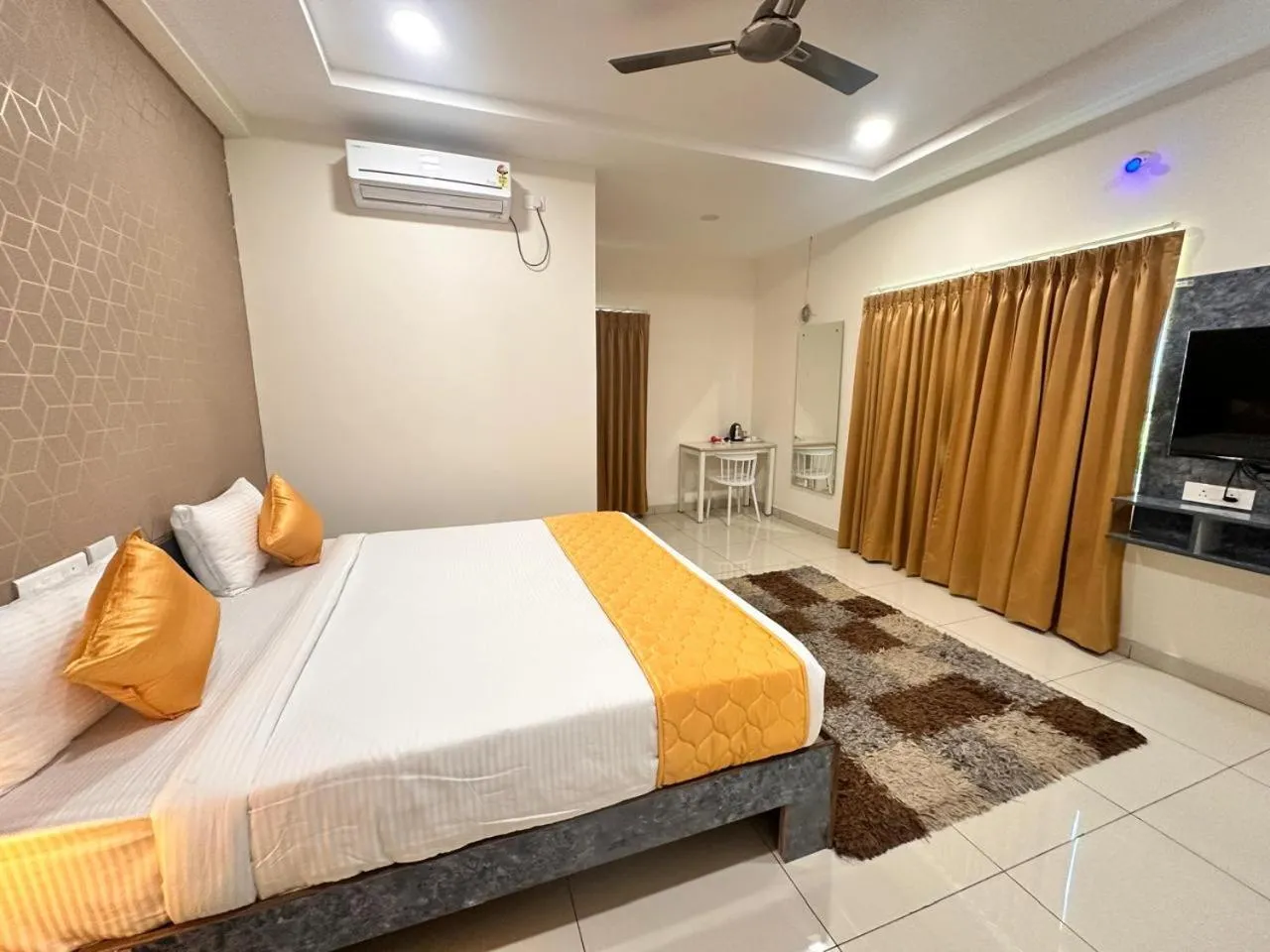Bed in Hotel Aerotel Airport Zone,Shamshabad